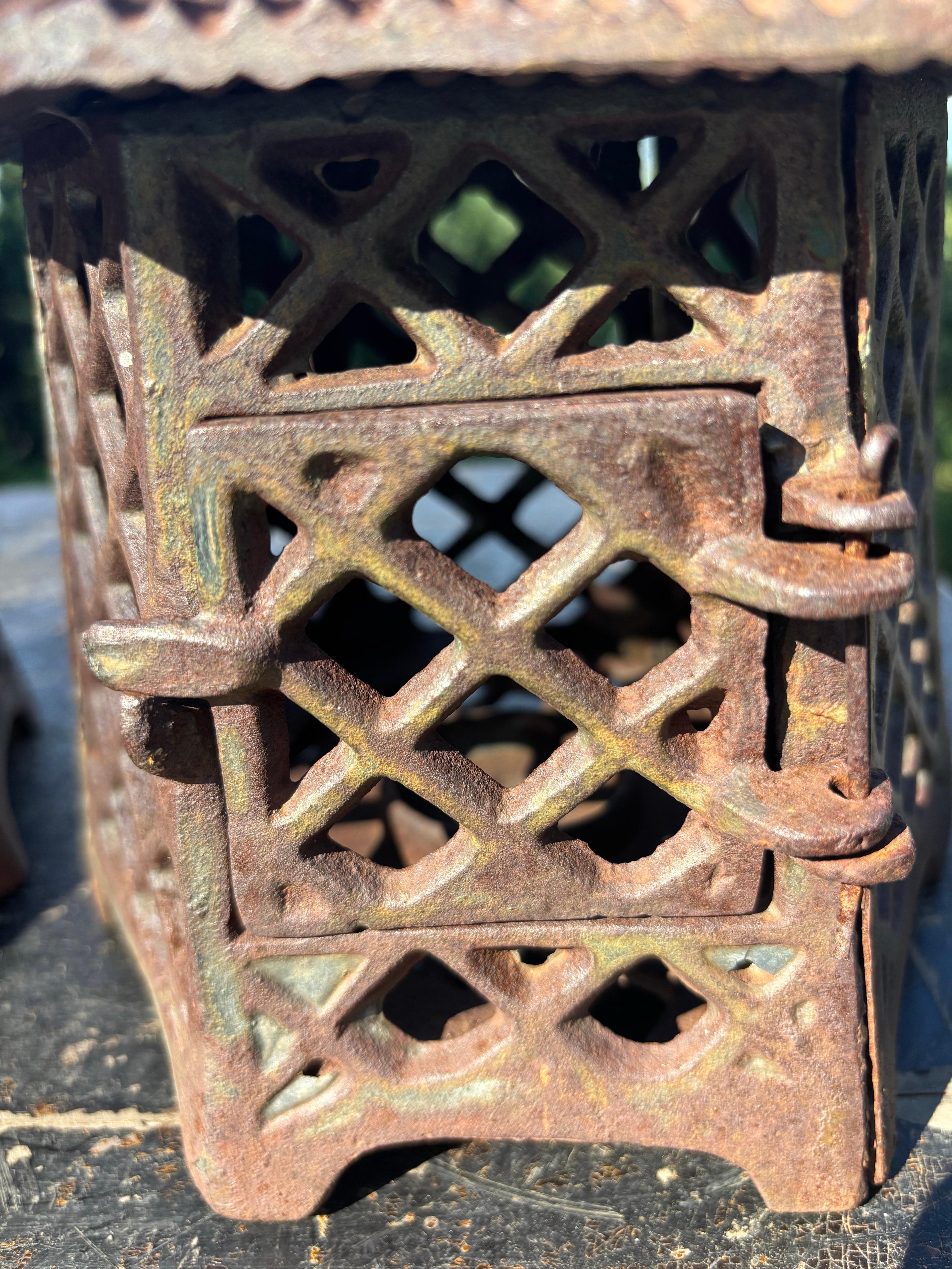 Japanese Antique Pair Double Pagoda Lighting Lanterns For Sale 5