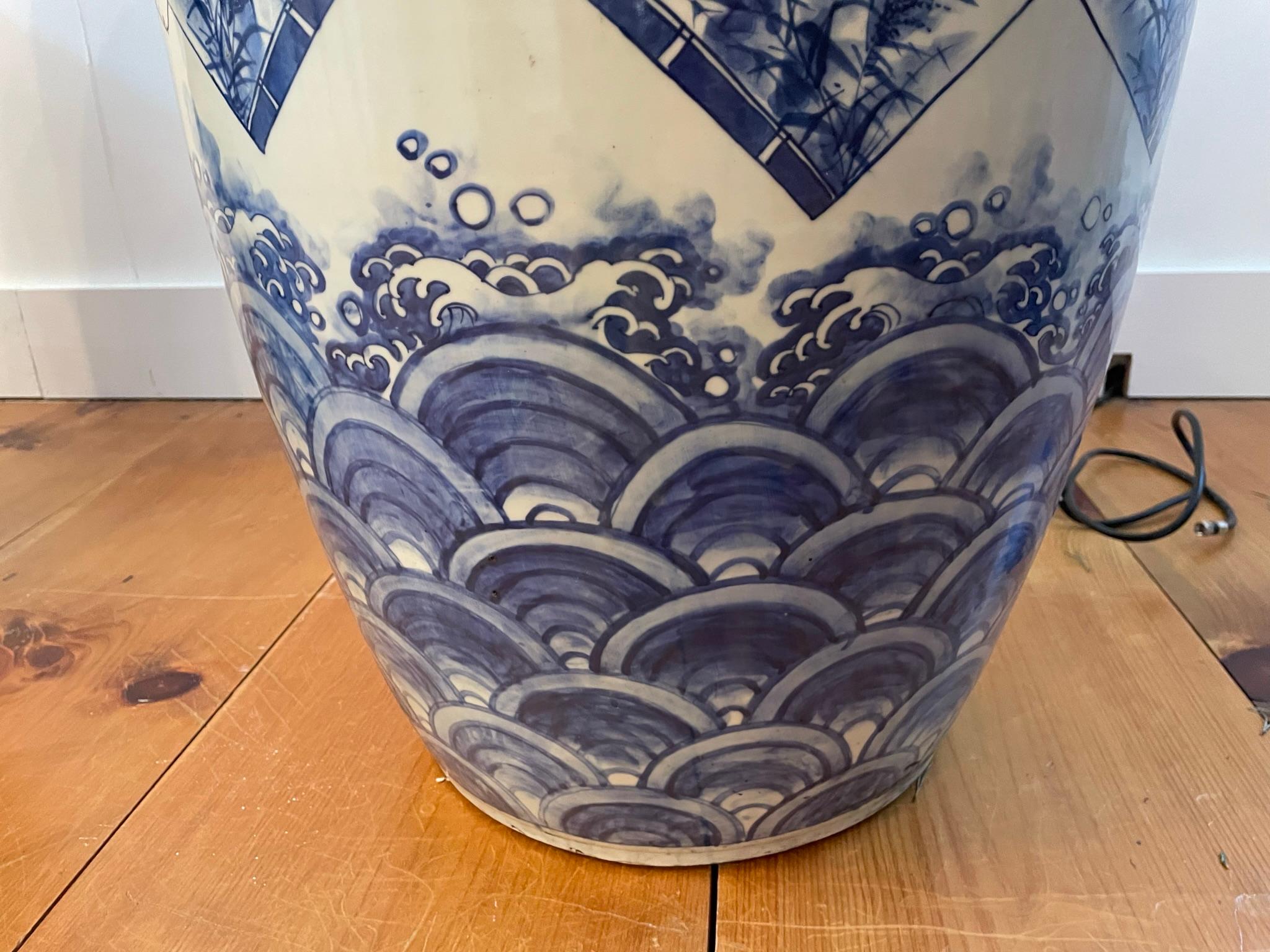 Japanese Huge Antique Pair Extraordinary Hand Painted Blue White Palace Vases 8