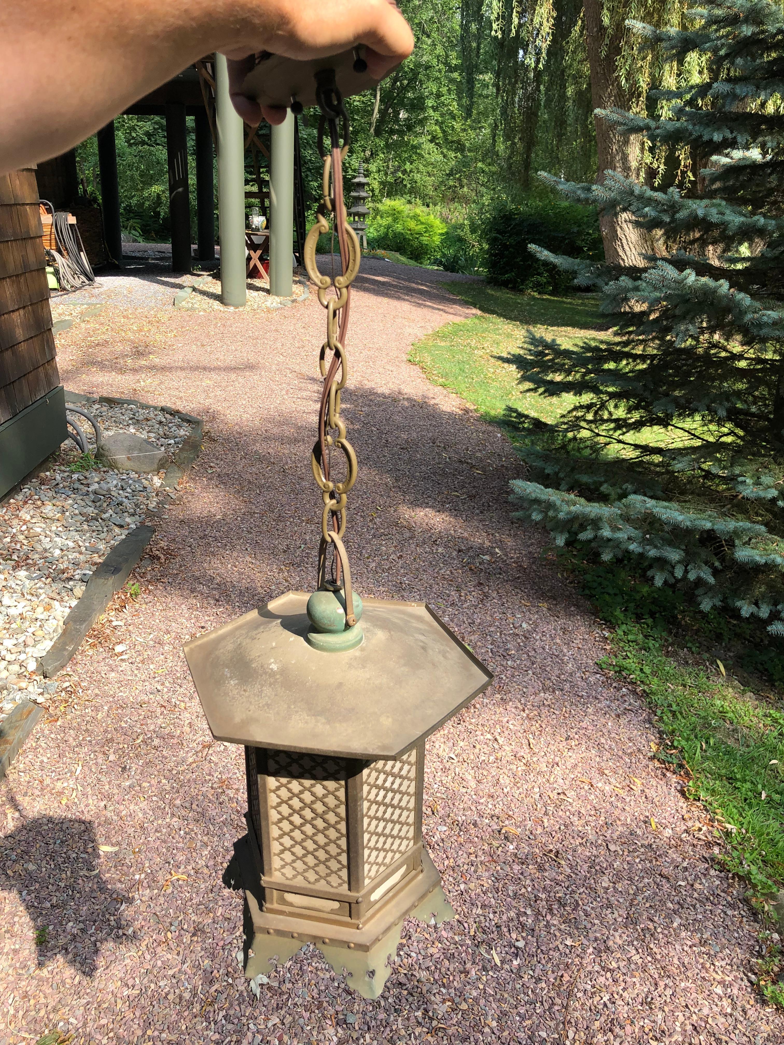 20th Century Japanese Antique Pair Fine Bronze Pendant Lantern Light Fixtures Immediate Use 