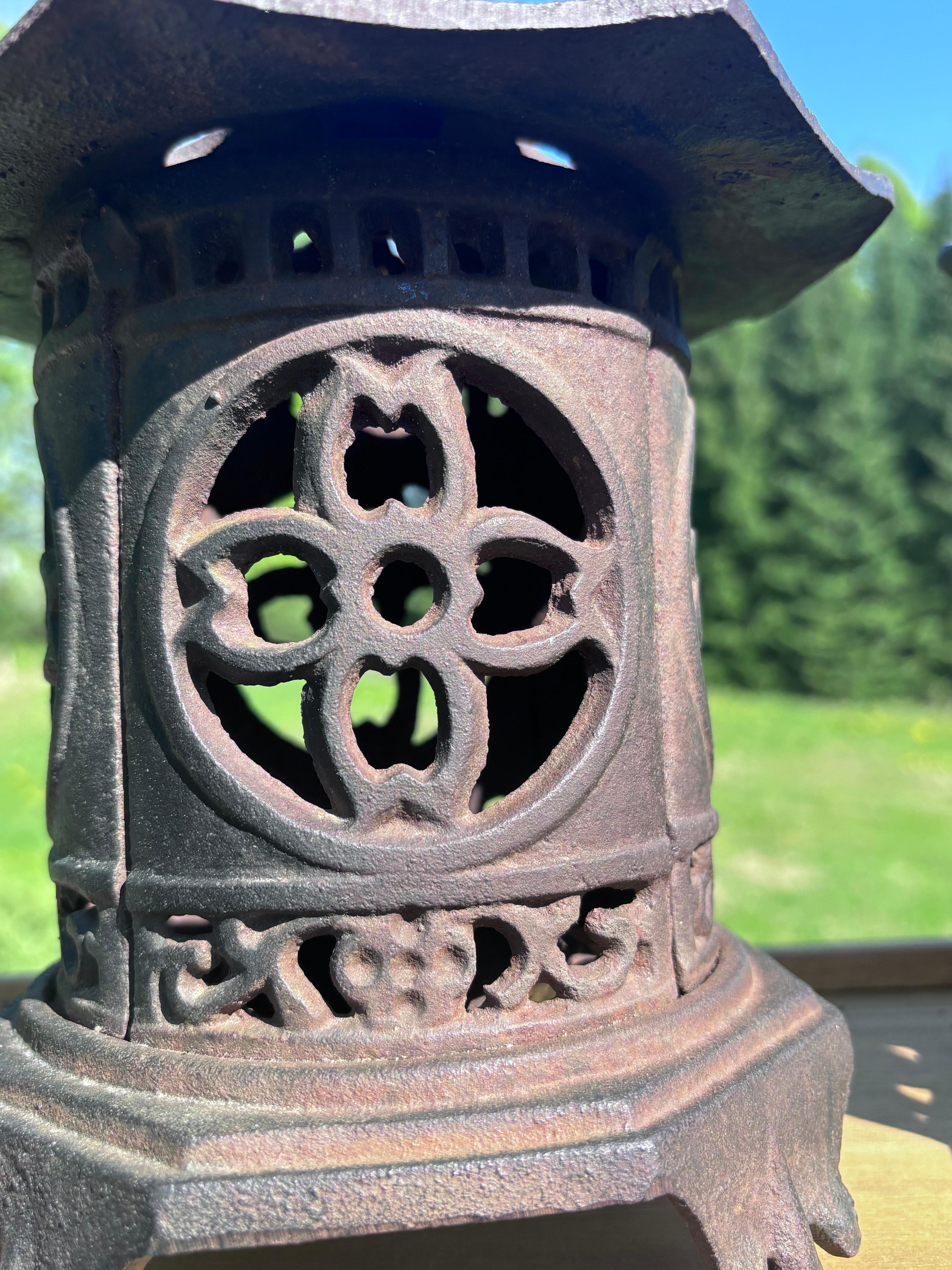 Japanese Antique Pair Pagoda Roof Lighting Lanterns With Flower Form Side Panels In Good Condition In South Burlington, VT