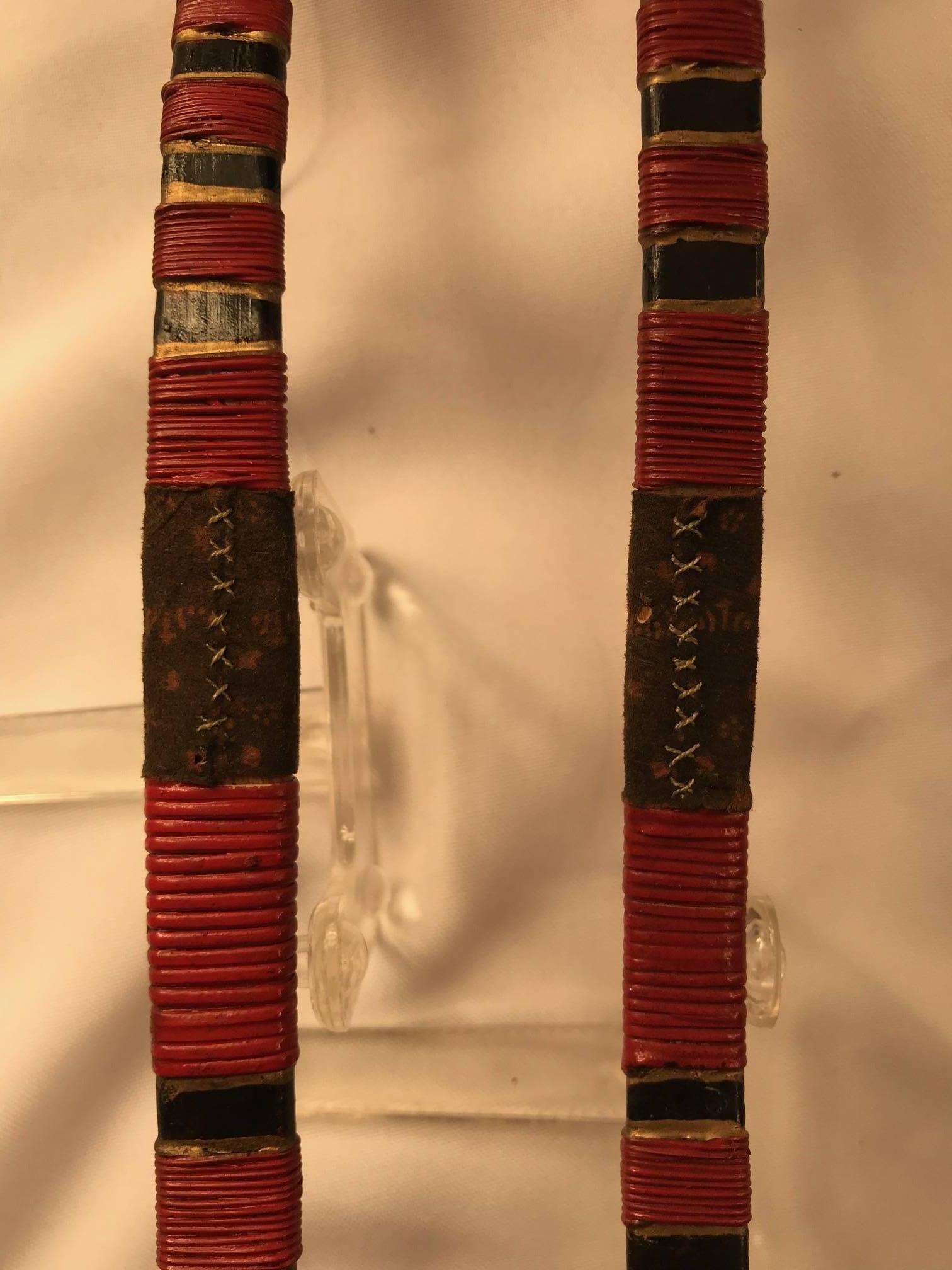 Japanese Pair of Samurai Bows Fine Lacquered Details Meiji Period, 19th Century In Good Condition In South Burlington, VT