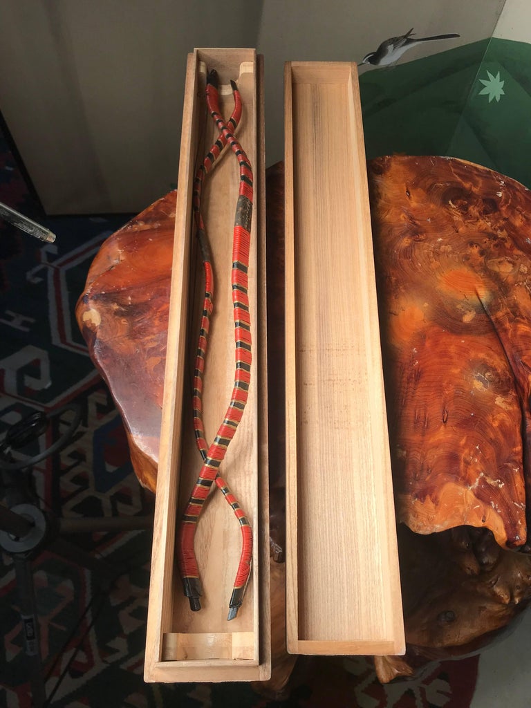 Japanese Pair of Samurai Bows Fine Lacquered Details Meiji Period, 19th