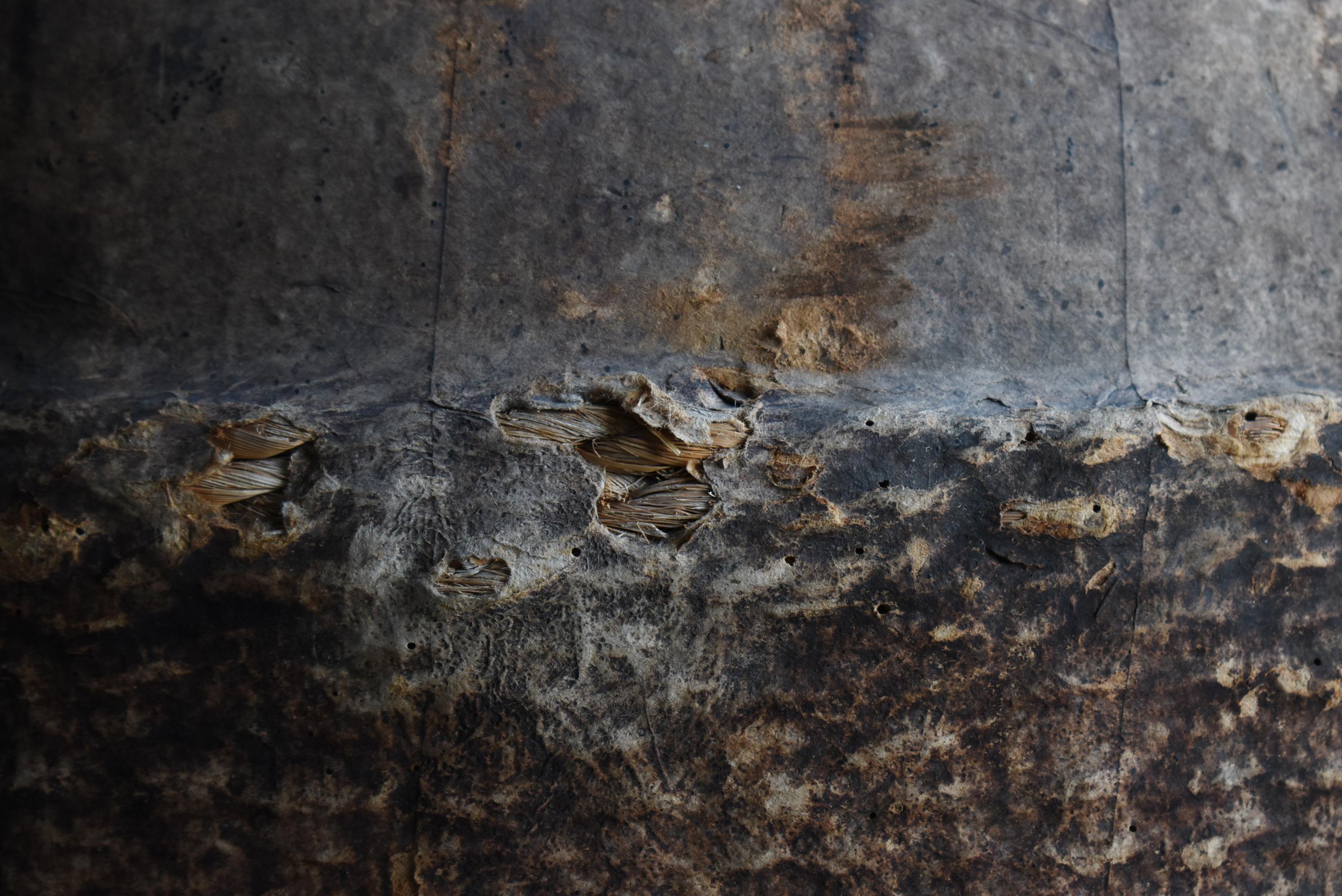 Antico vaso giapponese in ceramica rivestito di carta del 1860-1900 / Vaso Wabisabi In condizioni buone in vendita a Chōsei District Nagara, JP