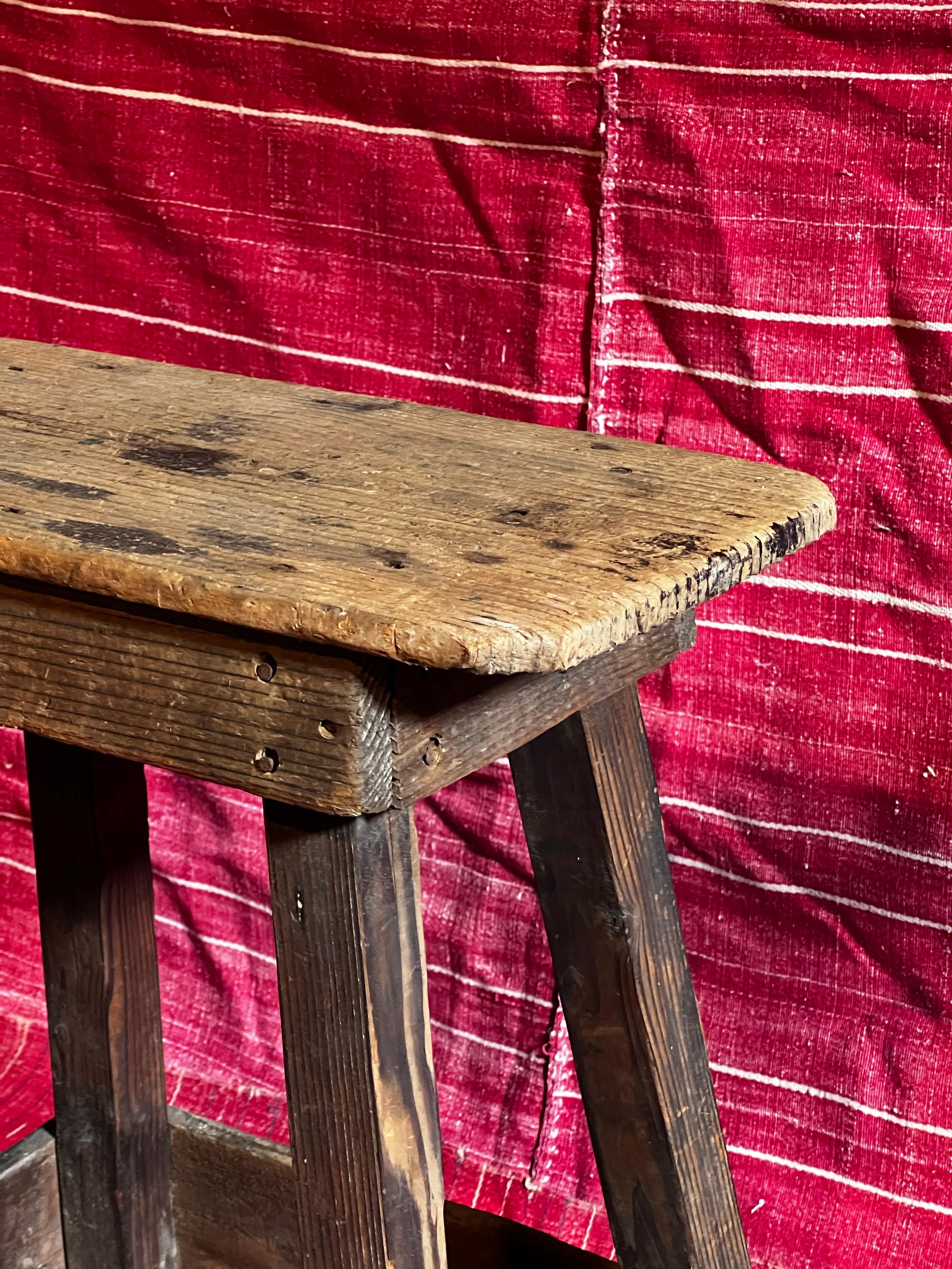 Japonisme Japanese antique pine stool 1800, handcrafted unique For Sale