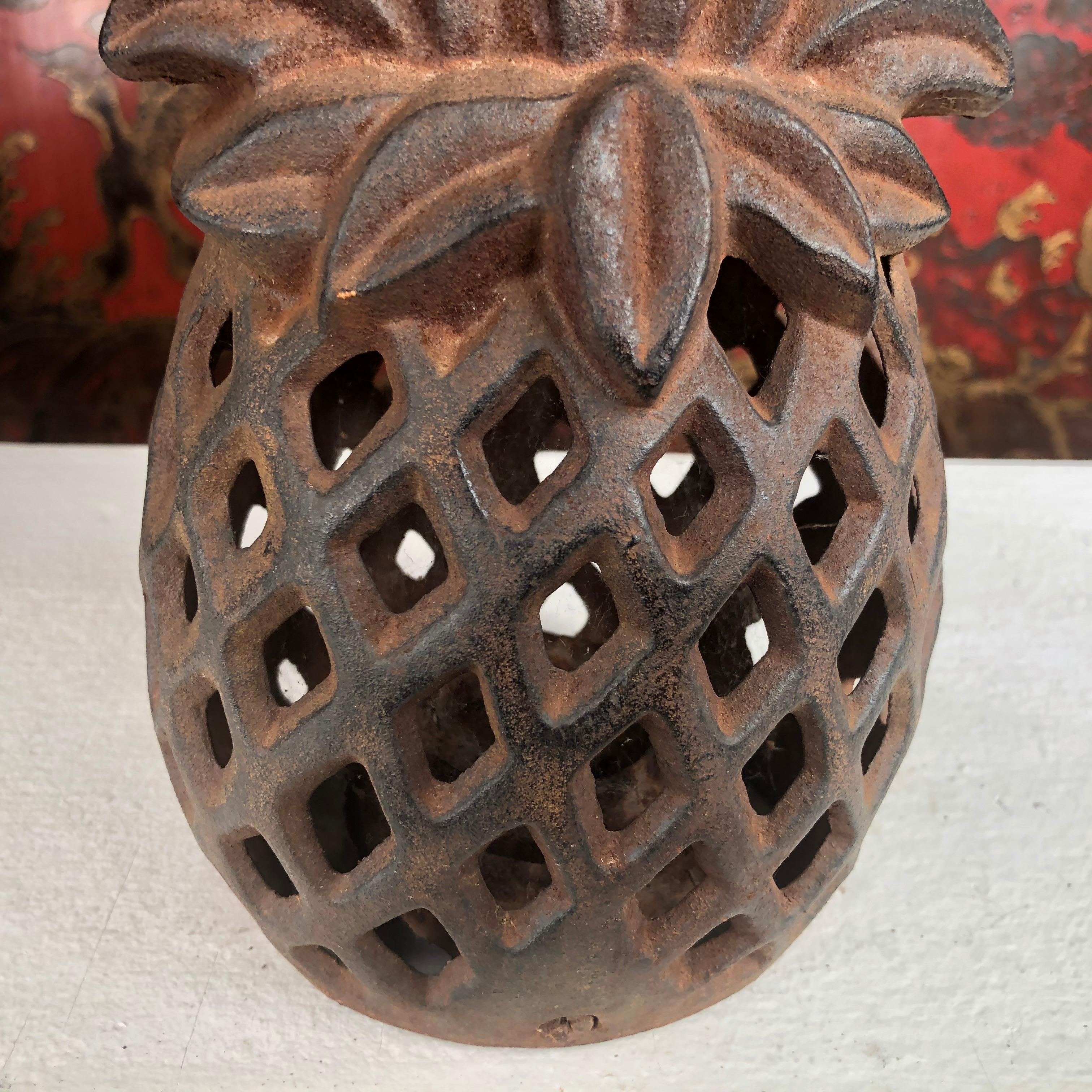 20th Century Japanese Antique Pineapple Welcoming  Garden Lantern