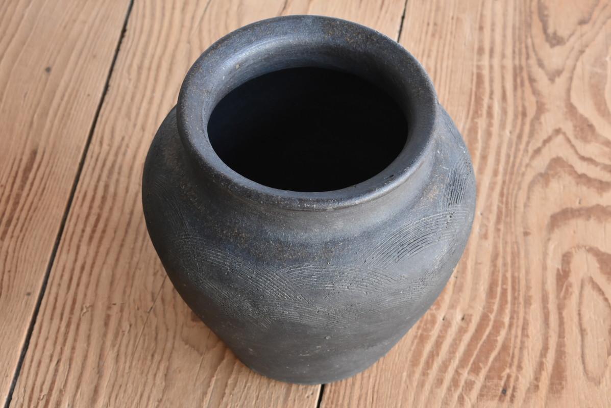 Japanese Antique Pot 