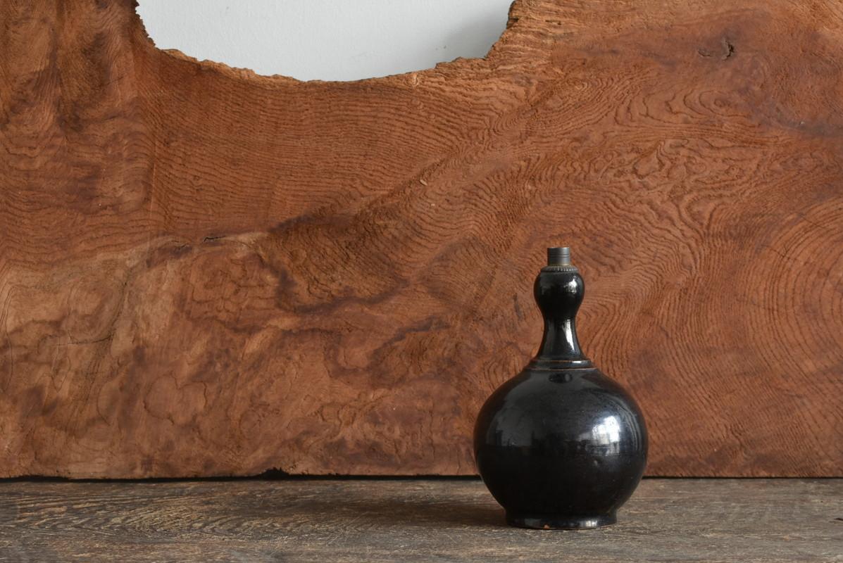 Japanese Antique Pottery Black Vase / Satsuma Ware / 1600-1800/Edo Period For Sale 9