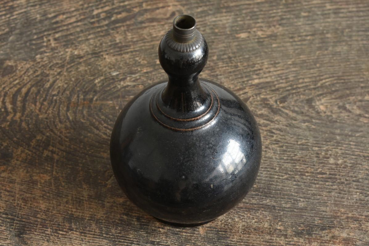 Japanese Antique Pottery Black Vase / Satsuma Ware / 1600-1800/Edo Period For Sale 3