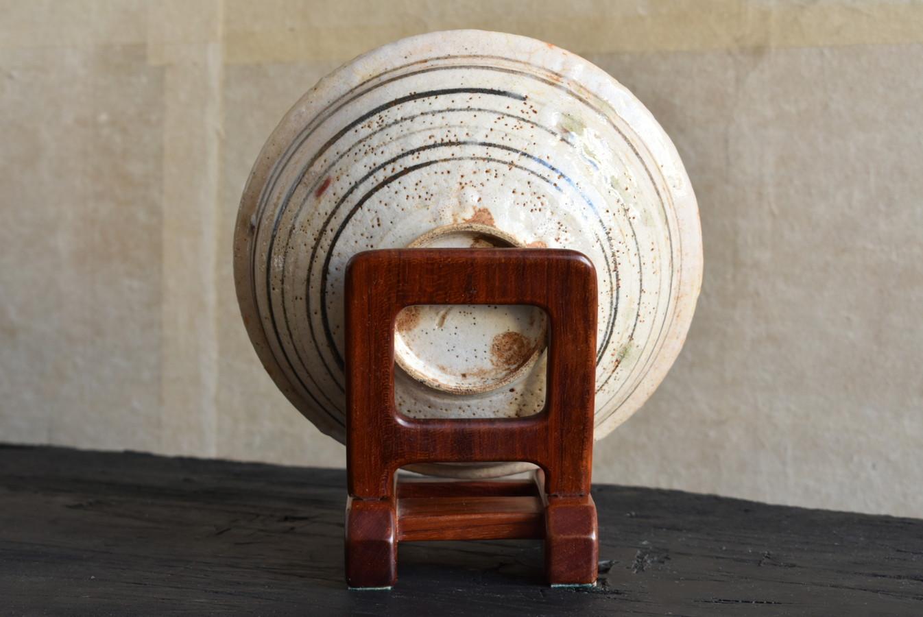 Japanische antike Keramikschale/''Tempo Oribe'' Seto Ware/1830-1844/Wabisabi-Schale (19. Jahrhundert) im Angebot