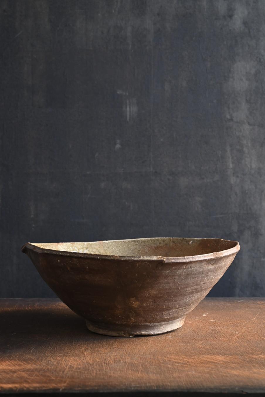 Fino al XVIII secolo Ciotola di ceramica antica giapponese/Tokoname ware/12°-13° secolo/ceramica scavata in vendita