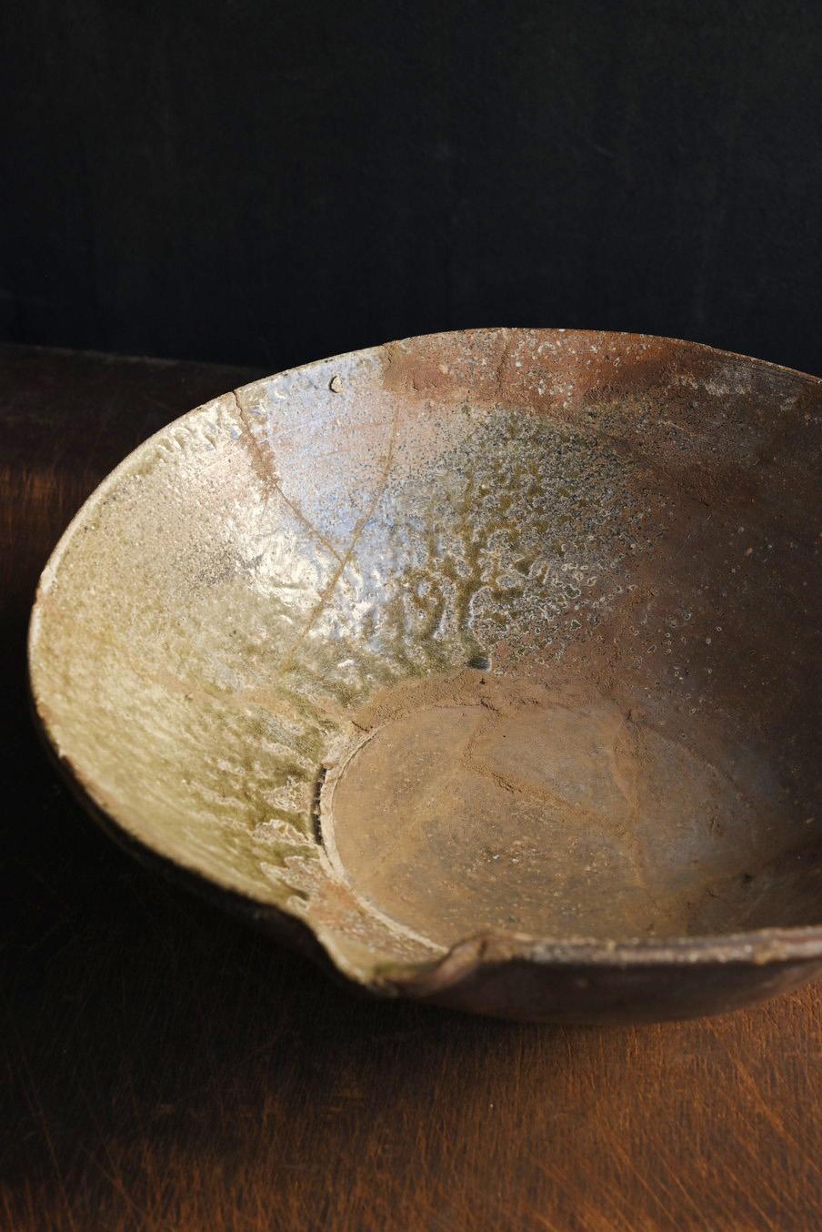 Ciotola di ceramica antica giapponese/Tokoname ware/12°-13° secolo/ceramica scavata in vendita 1