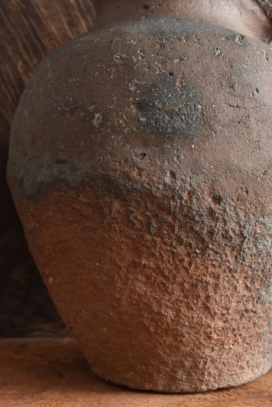 Japanese Antique Pottery Distorted Jar 1400-1500s / Wabi-Sabi Tokoname Vase 4