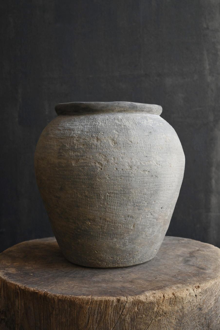 Pottery Japanese antique pottery Jar/10th-14th century/gray wabi-sabi jar/