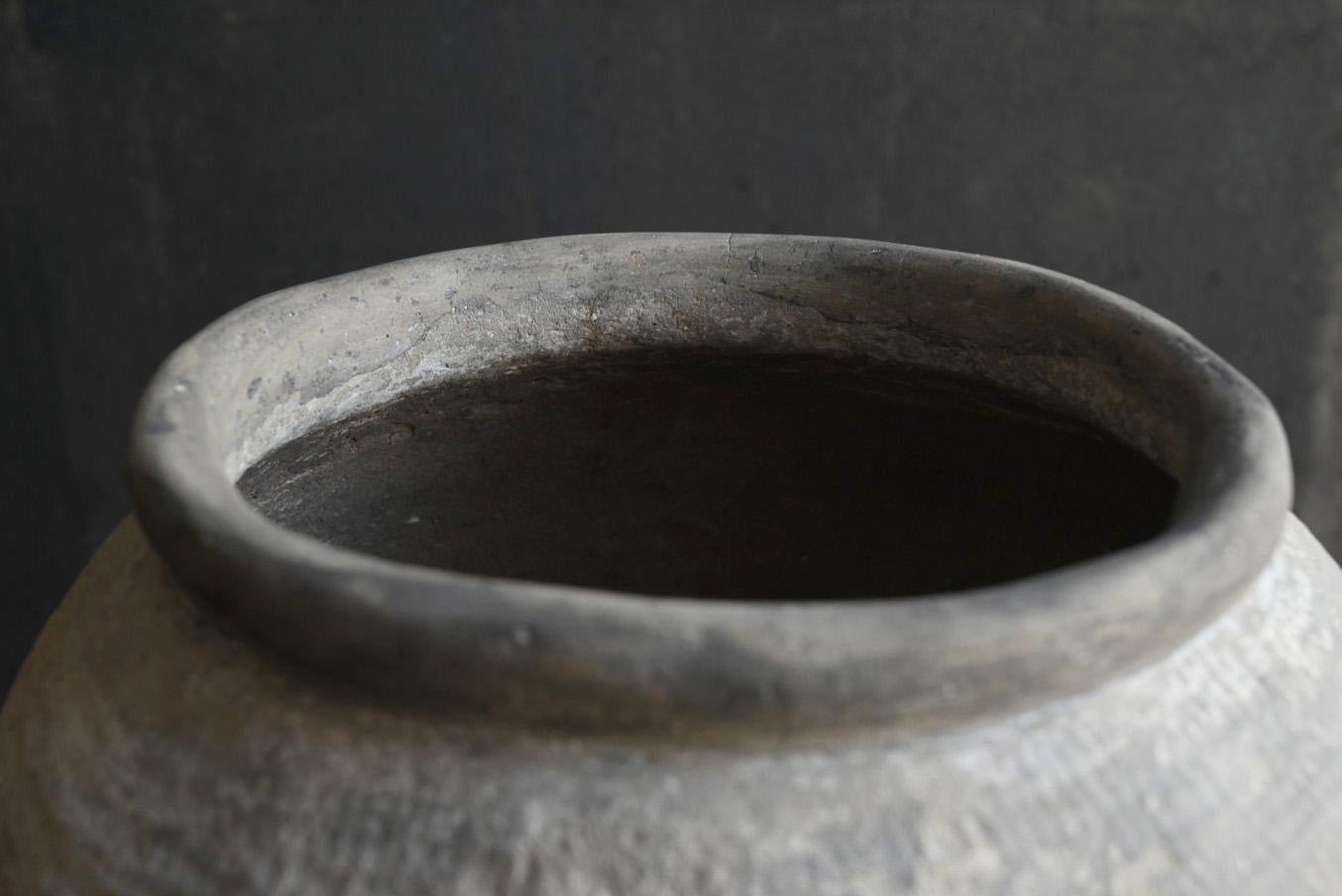 Japanese antique pottery Jar/10th-14th century/gray wabi-sabi jar/