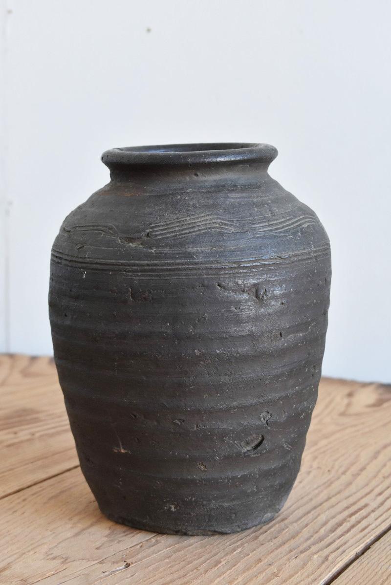 Hand-Crafted Japanese Antique Pottery Jar / 1550-1603 / Bizen Ware / Wabi-Sabi Vase
