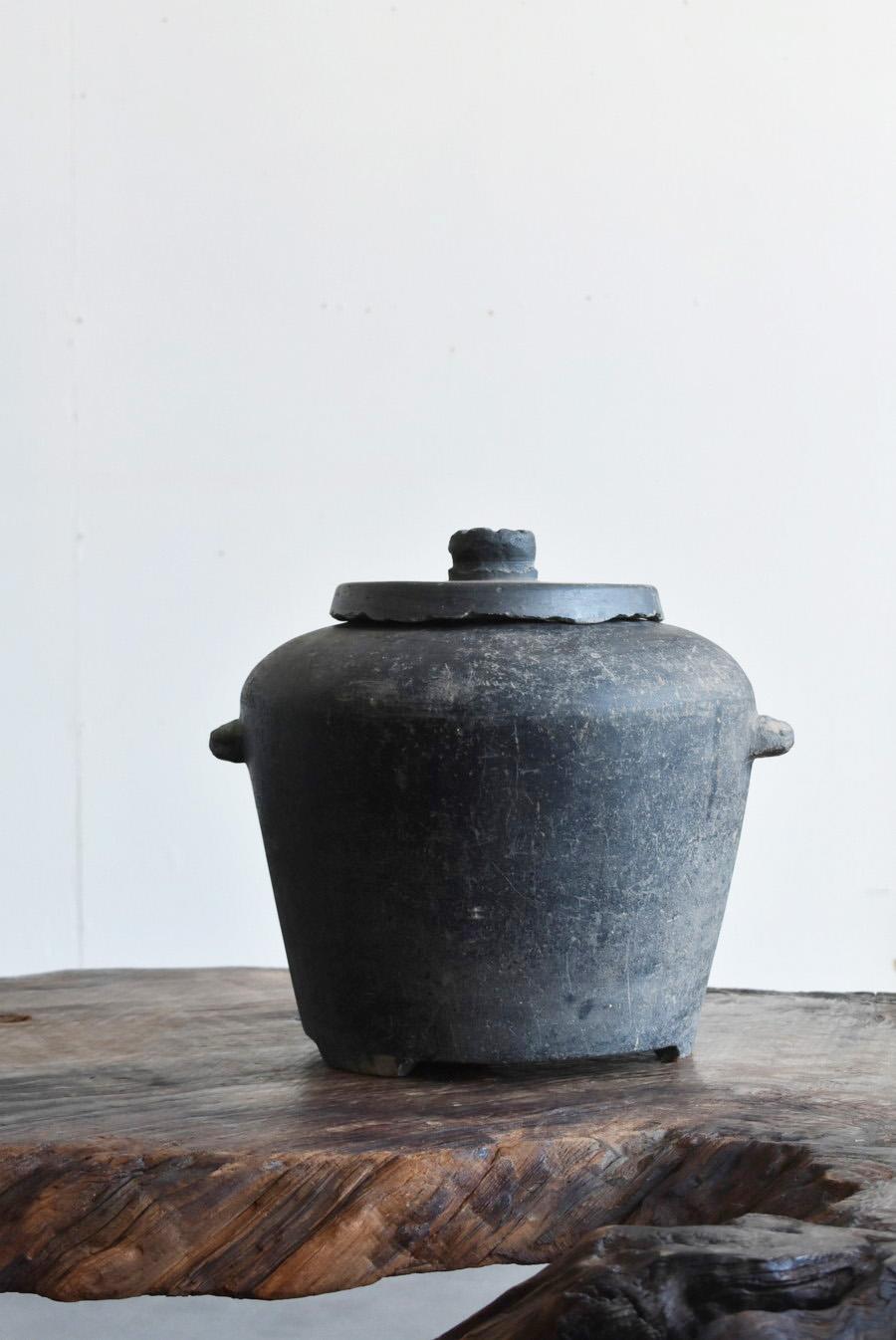 Japanese Antique Pottery Jar /1868-1920/Charcoal Bowl / Vase / Brazier For Sale 10