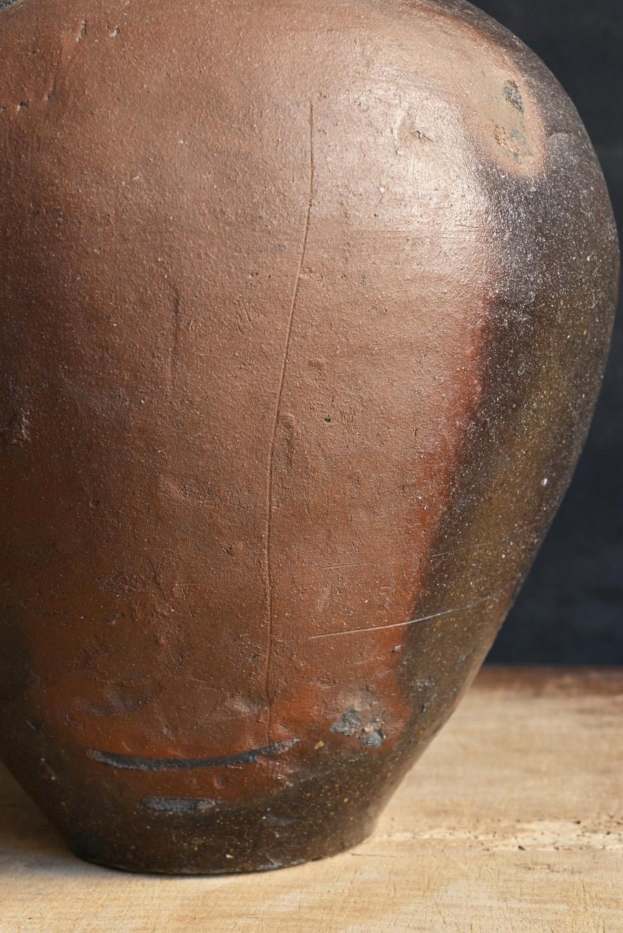 Japanese Antique Pottery Jar / Tokoname Ware / 1500s/ kiln-transformed vase 4