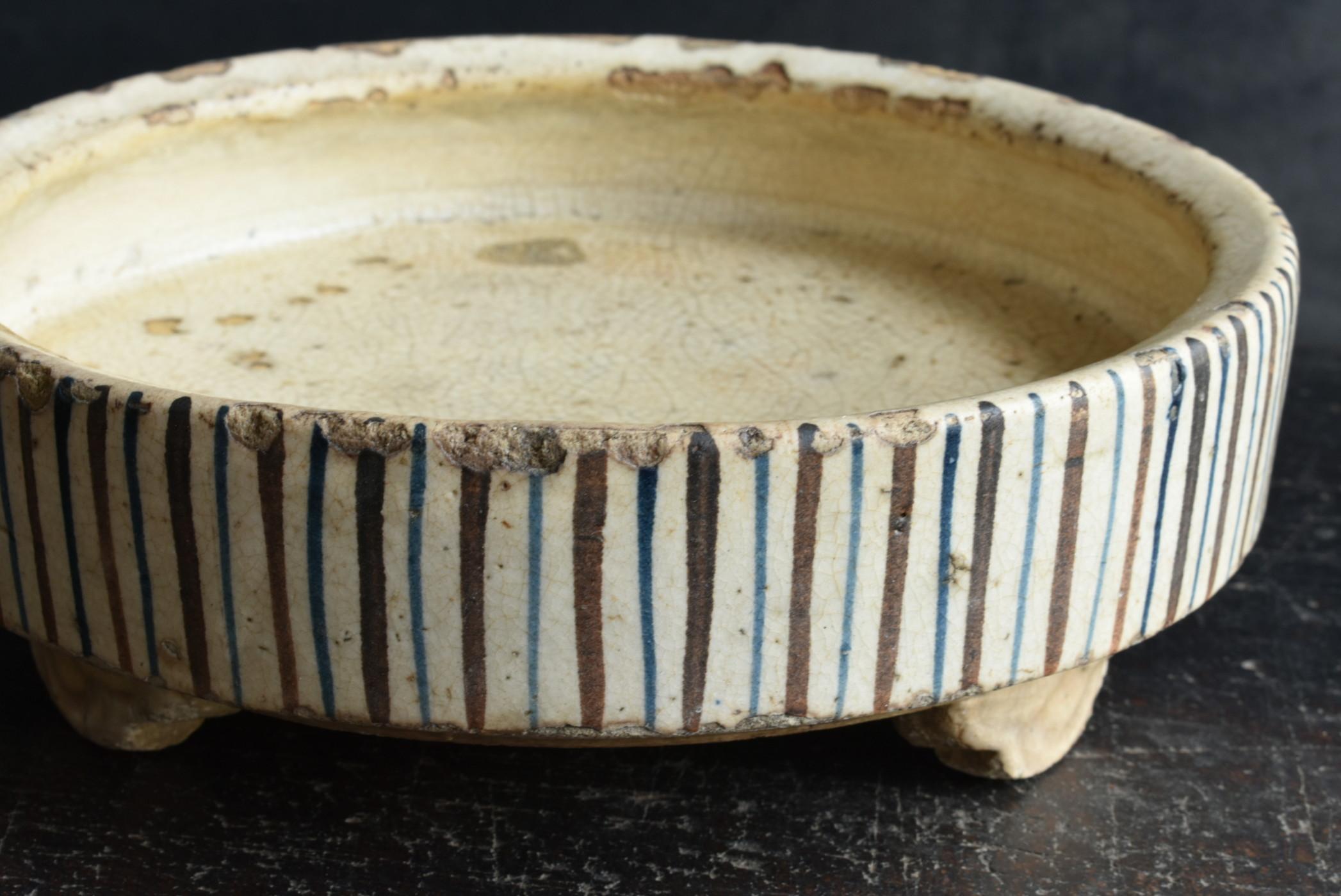 Japanese antique pottery round bowl / Edo period/18th to 19th century /Seto ware 3