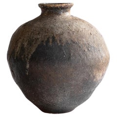 Japanese antique pottery "Shigaraki" large vase/Natural glaze pottery