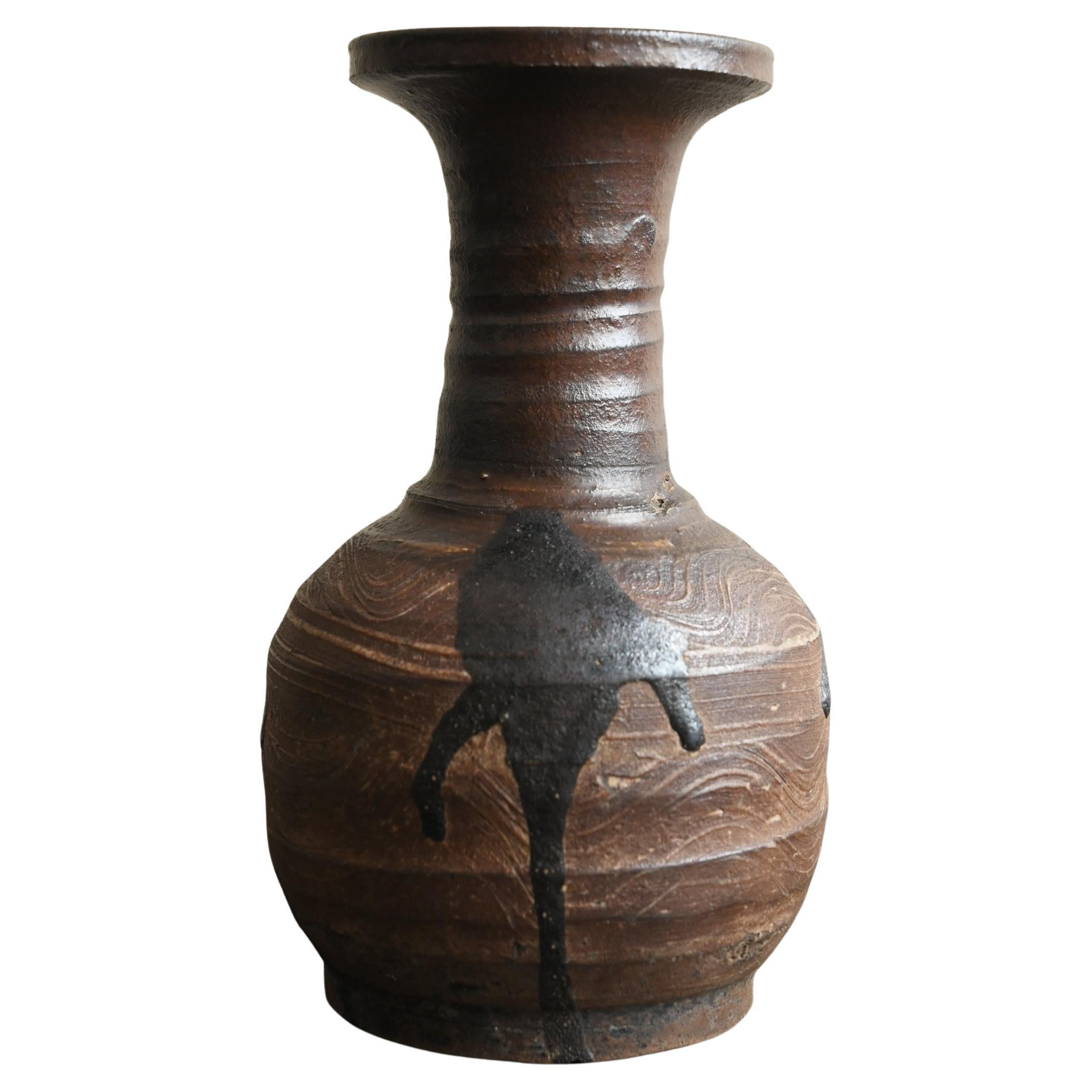 Petit vase en poterie ancienne japonaise / Karatsu ware / Période Edo / Région de Kyushu