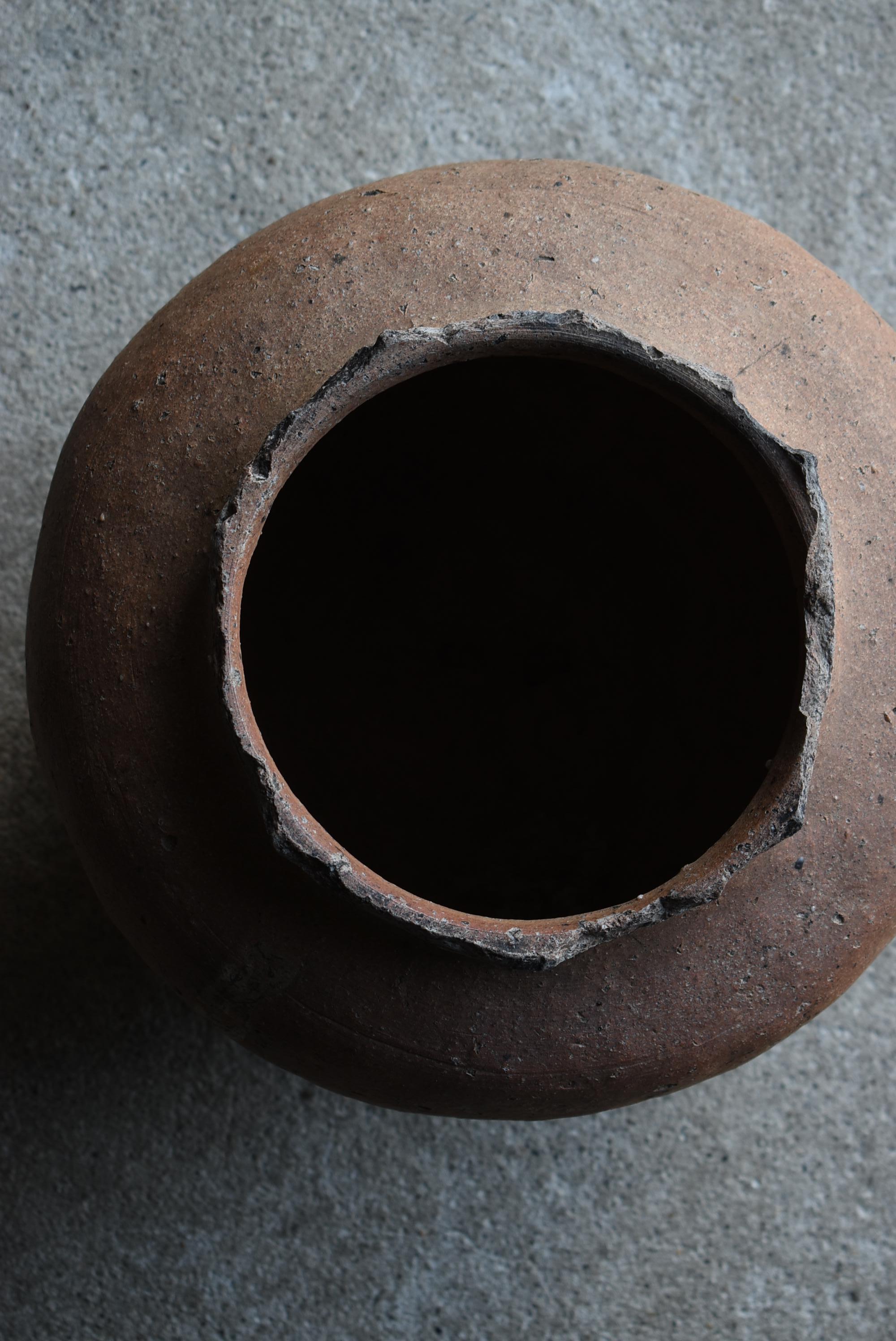 Japanese Antique Pottery Vase 1400s-1500s / Flower Vase Jar Pot Wabisabi For Sale 9