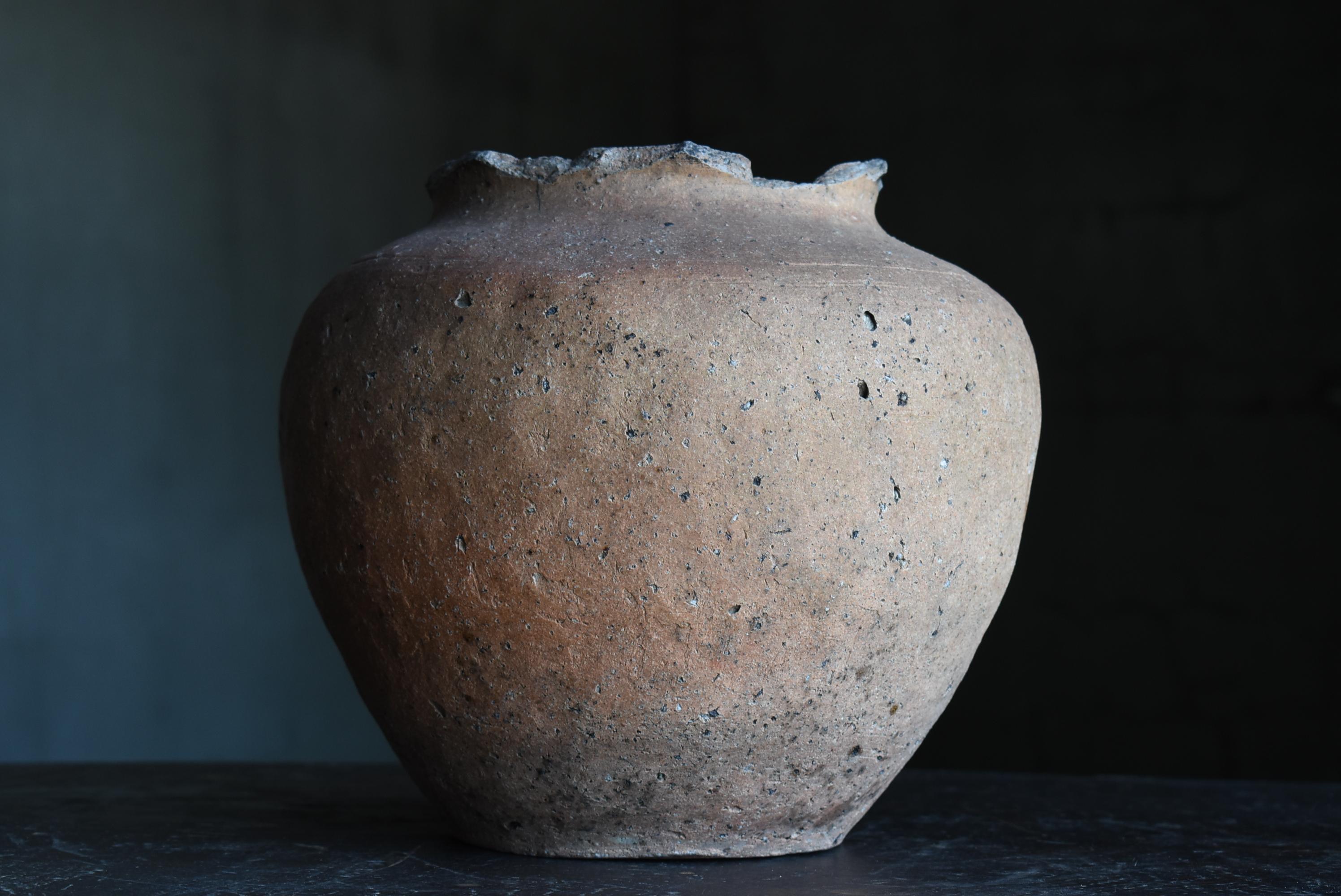 Japanese Antique Pottery Vase 1400s-1500s / Flower Vase Jar Pot Wabisabi For Sale 2
