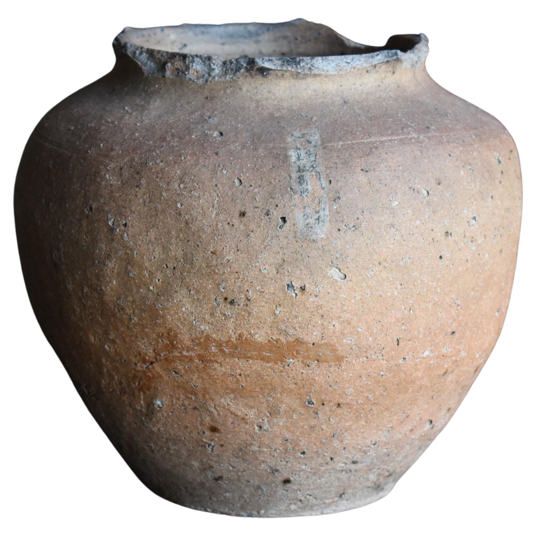 Japanese Antique Pottery Vase 1400s-1500s / Flower Vase Jar Pot Wabisabi For Sale