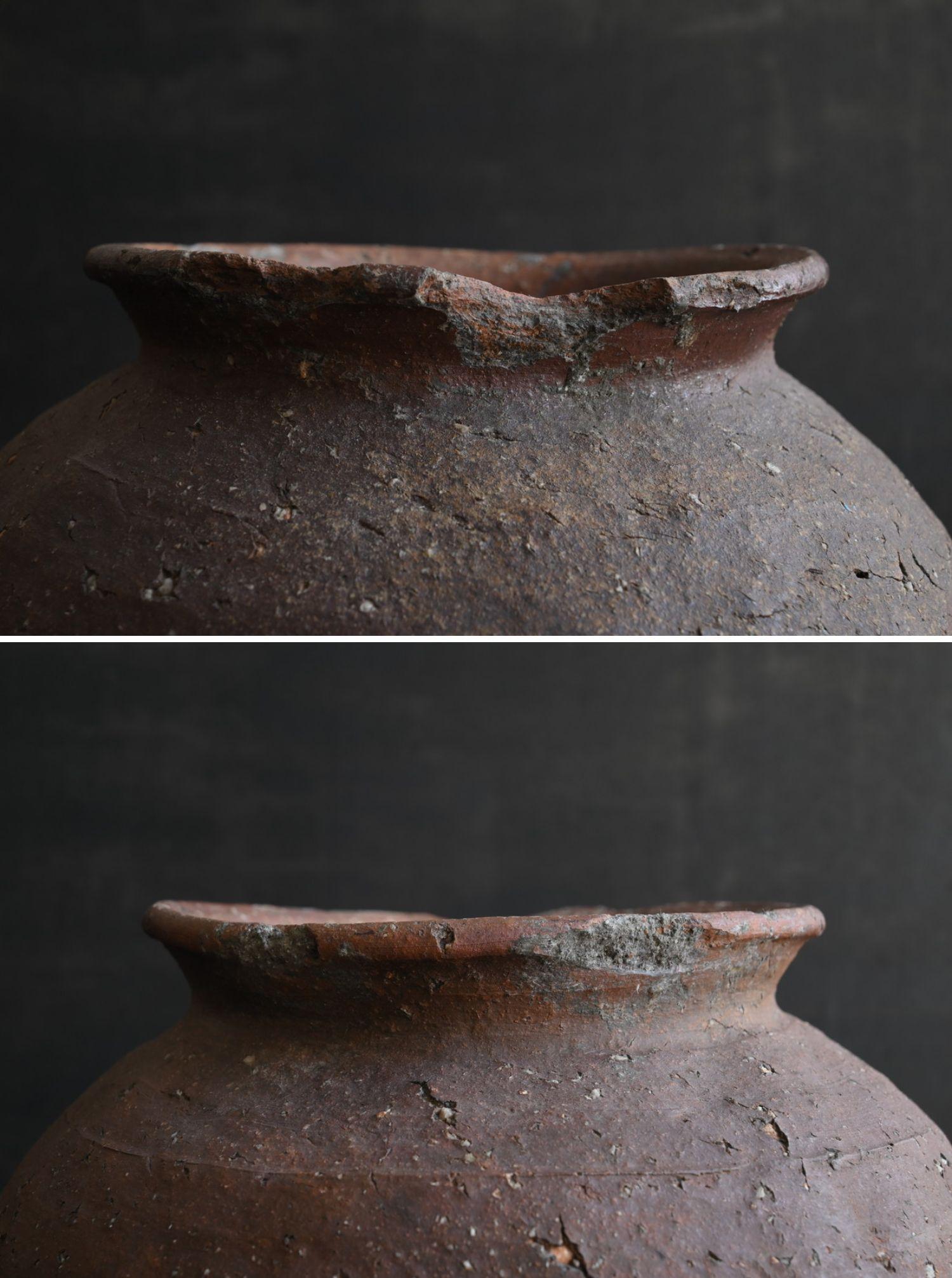 Japanese antique pottery Wabisabi vase/15th century/Bizen ware/Muromachi period For Sale 5