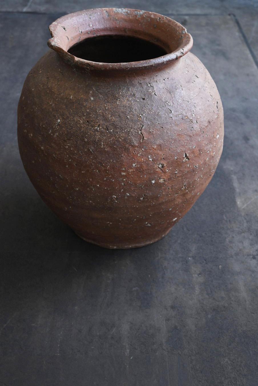 Japanese antique pottery Wabisabi vase/15th century/Bizen ware/Muromachi period For Sale 10