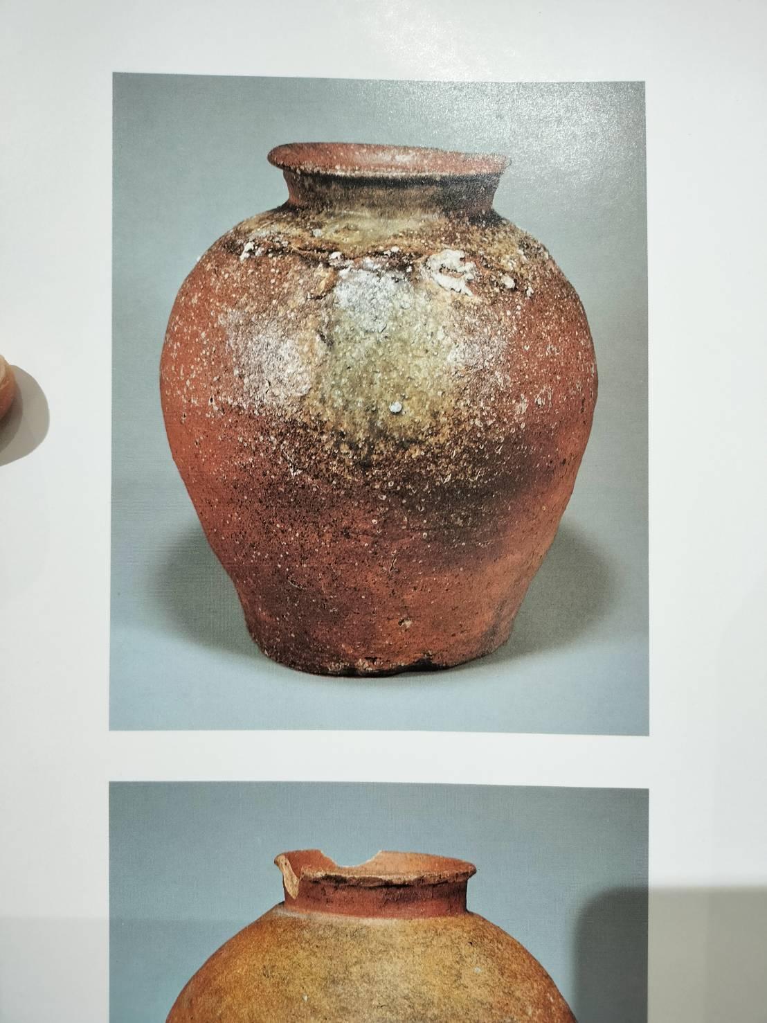 Japanese antique pottery Wabisabi vase/15th century/Bizen ware/Muromachi period For Sale 12