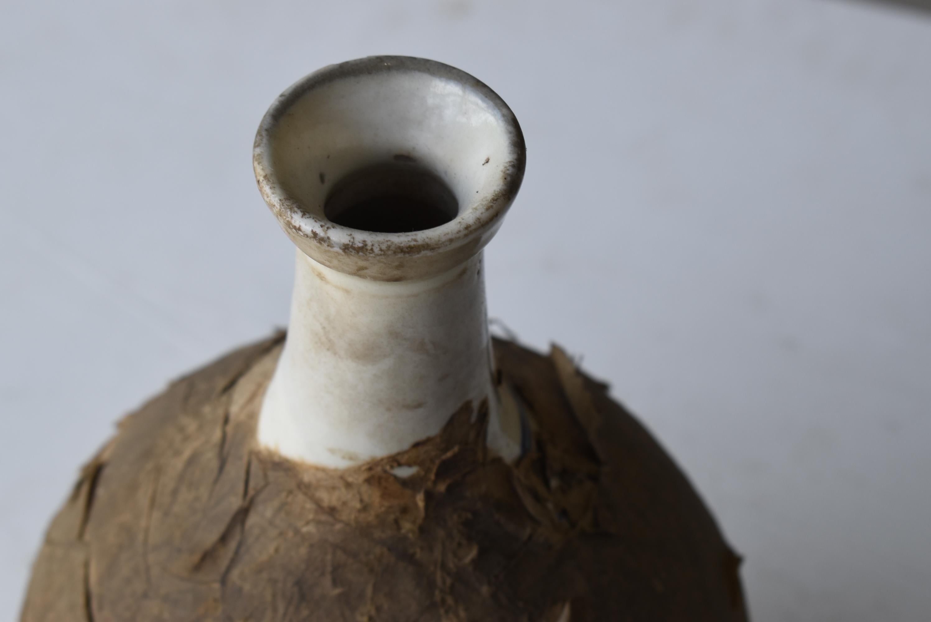 Japanese Antique Pottey Bottle 1860s-1900s/Flower Vase Wabisabi Jar Mingei In Good Condition For Sale In Sammu-shi, Chiba