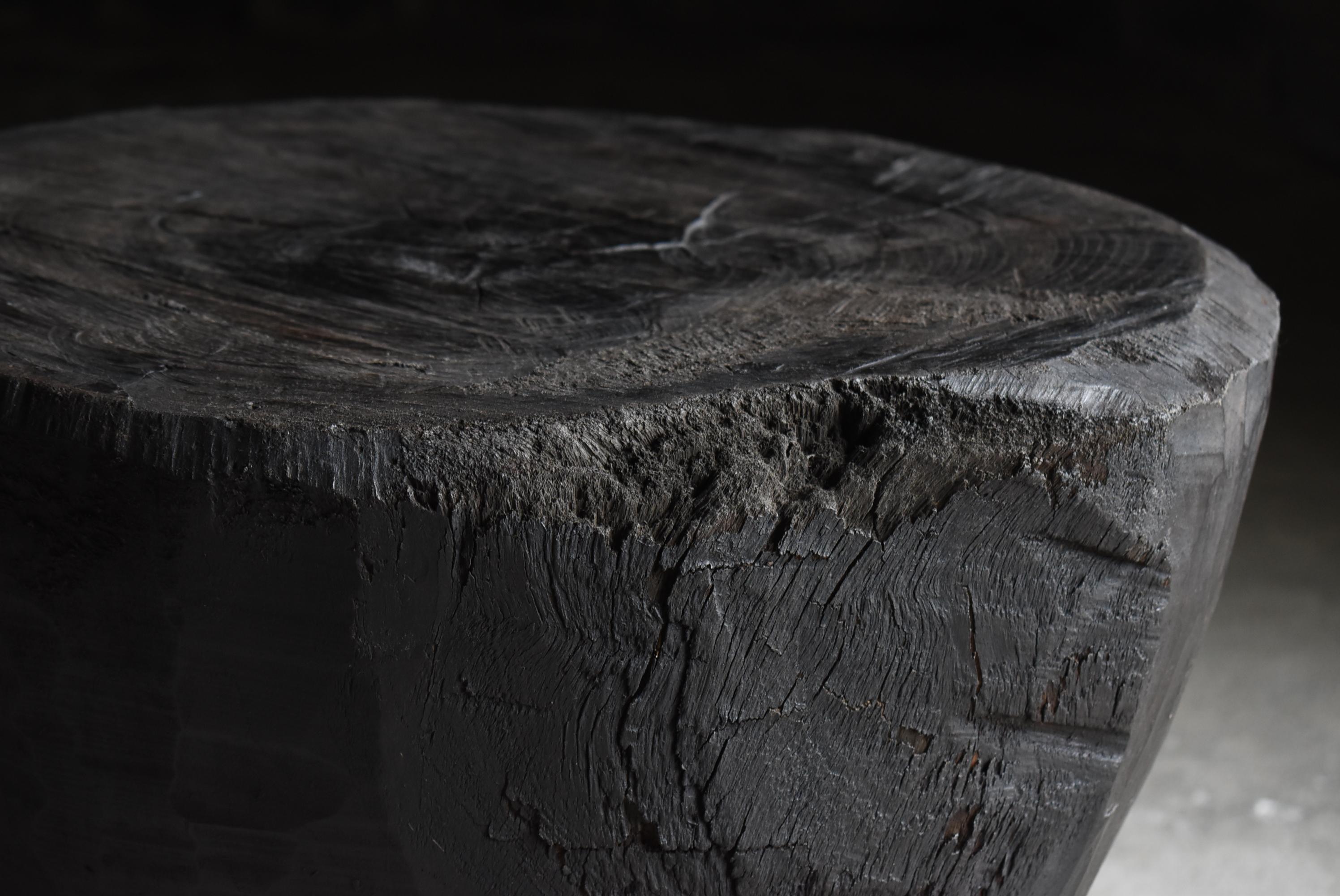 Table basse primitive japonaise ancienne 1860s-1900s / Table d'appoint Wabisabi en vente 2