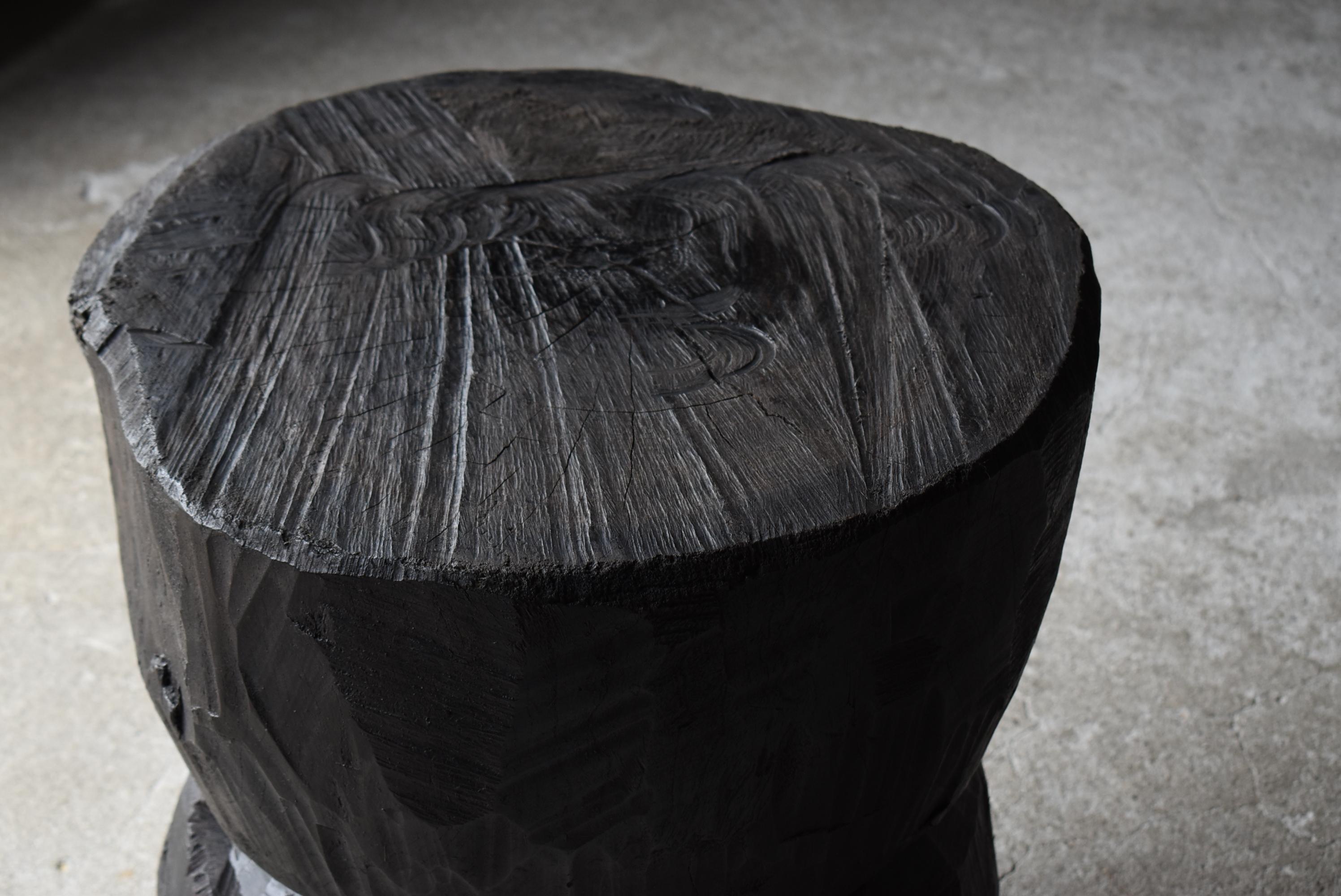 Table basse primitive japonaise ancienne 1860s-1900s / Table d'appoint Wabisabi en vente 8