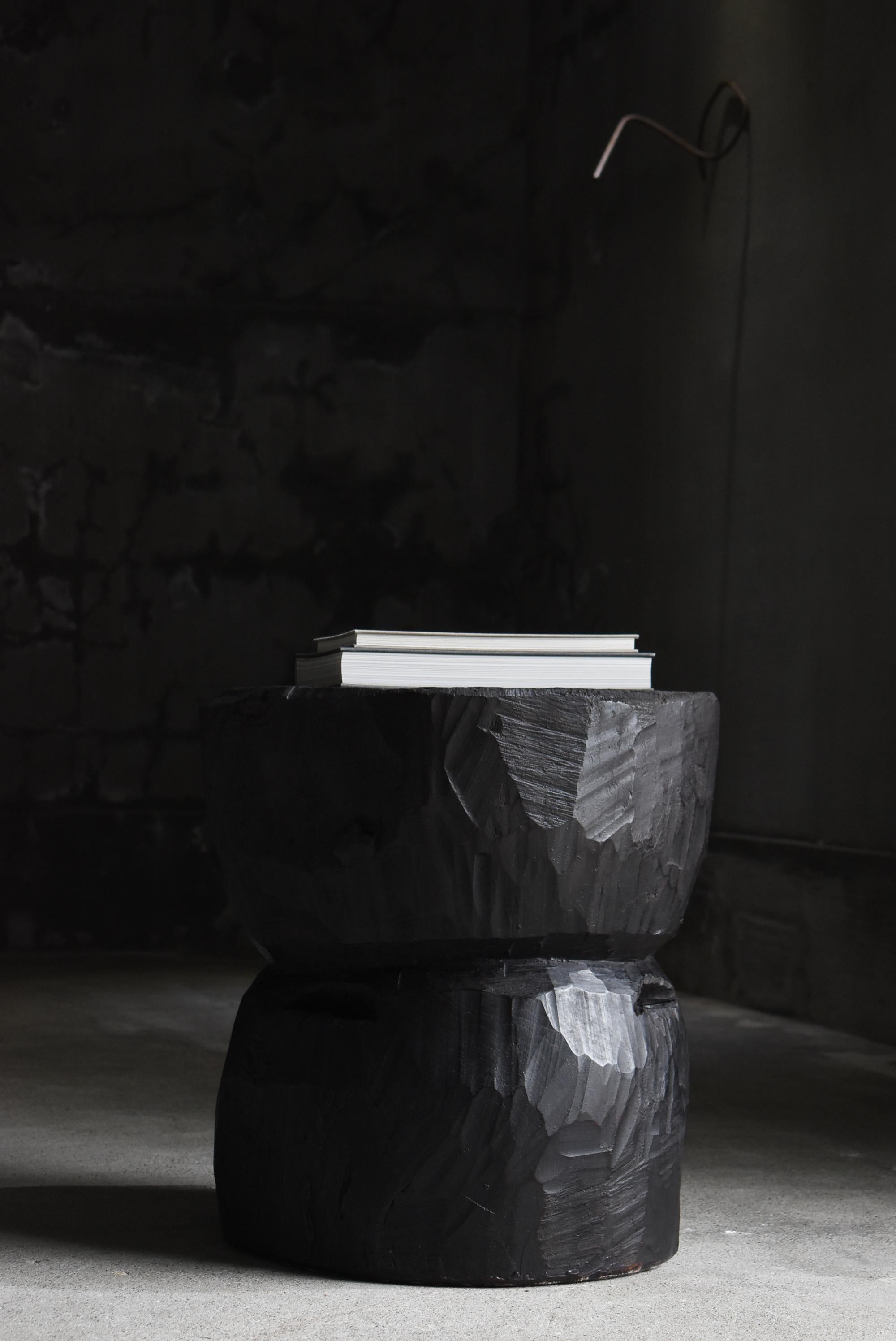 Table basse primitive japonaise ancienne 1860s-1900s / Table d'appoint Wabisabi en vente 10