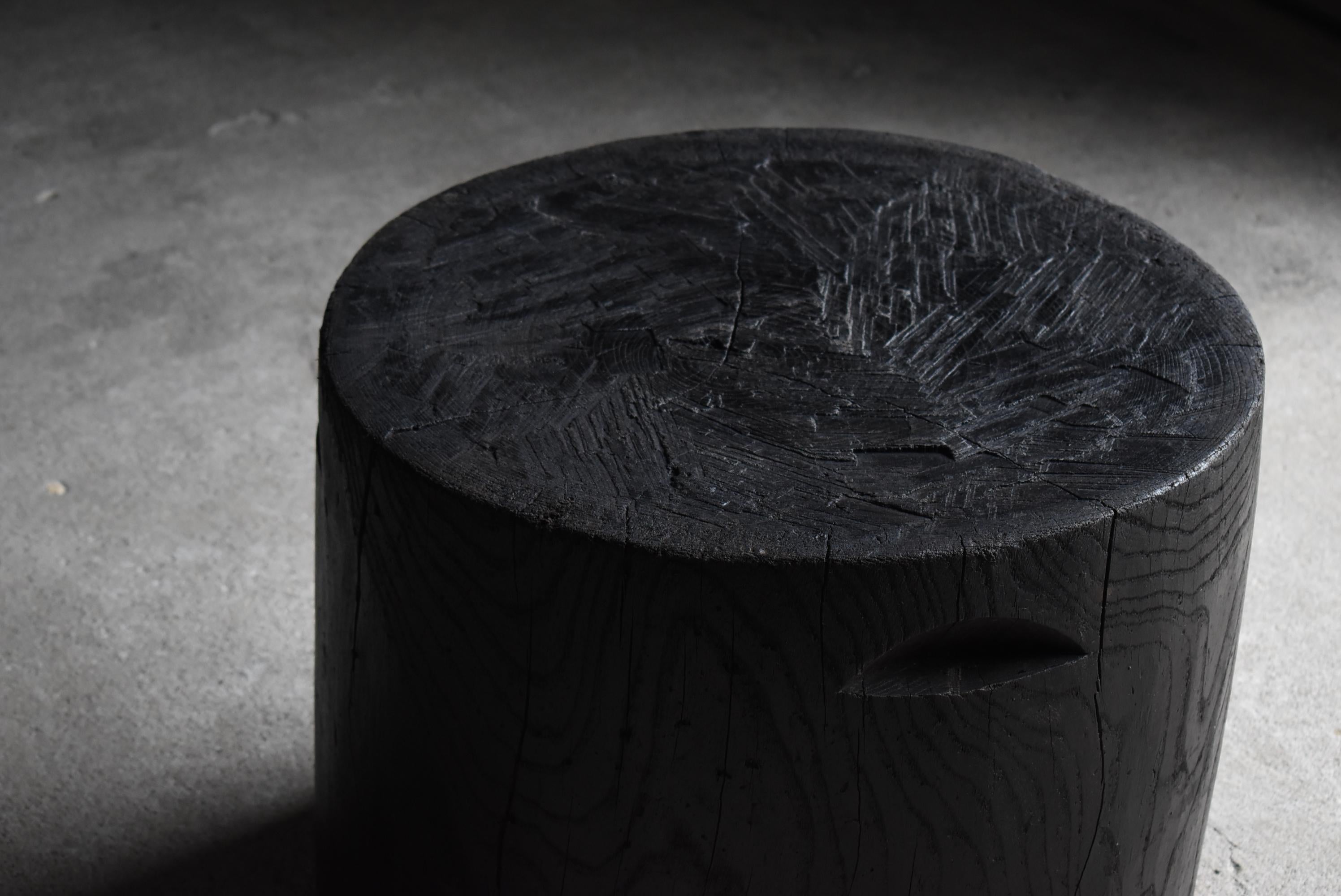 Japanese Antique Primitive Coffee Table 1860s-1900s / Wabi Sabi In Good Condition In Sammu-shi, Chiba