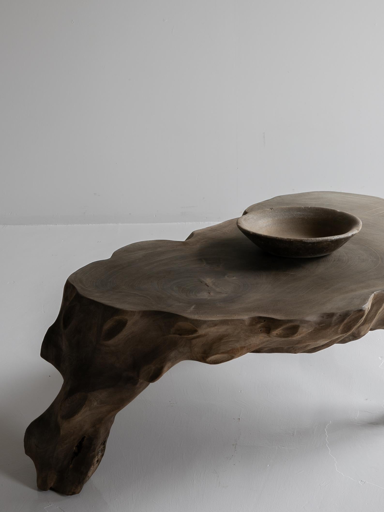 Japanese Antique Primitive Low Table 1900s-1940s / Side Table Wabi Sabi For Sale 2