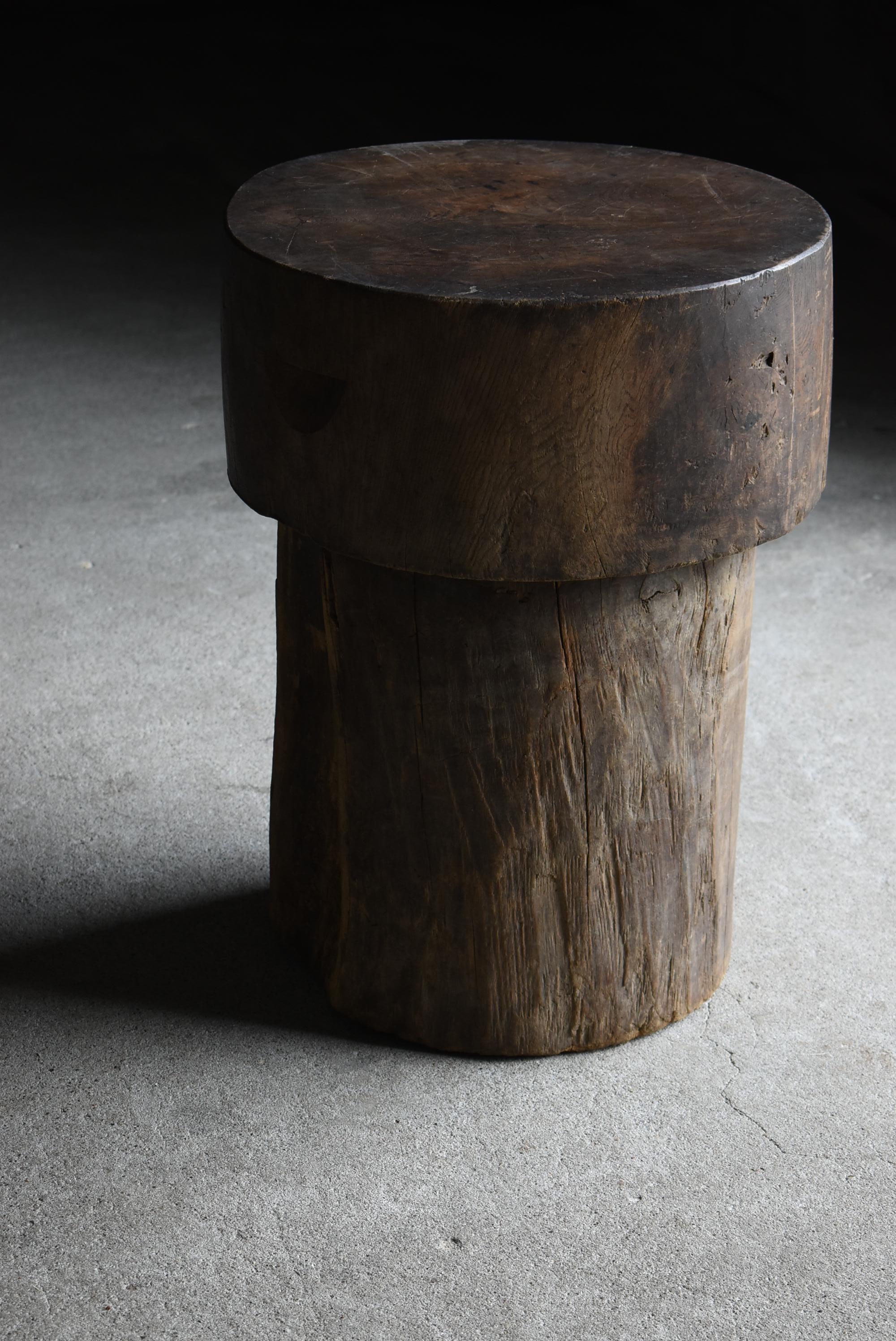 Japanese Antique Primitive Round Table 1860s-1900s / Coffee Table Wabi Sabi In Good Condition In Sammu-shi, Chiba