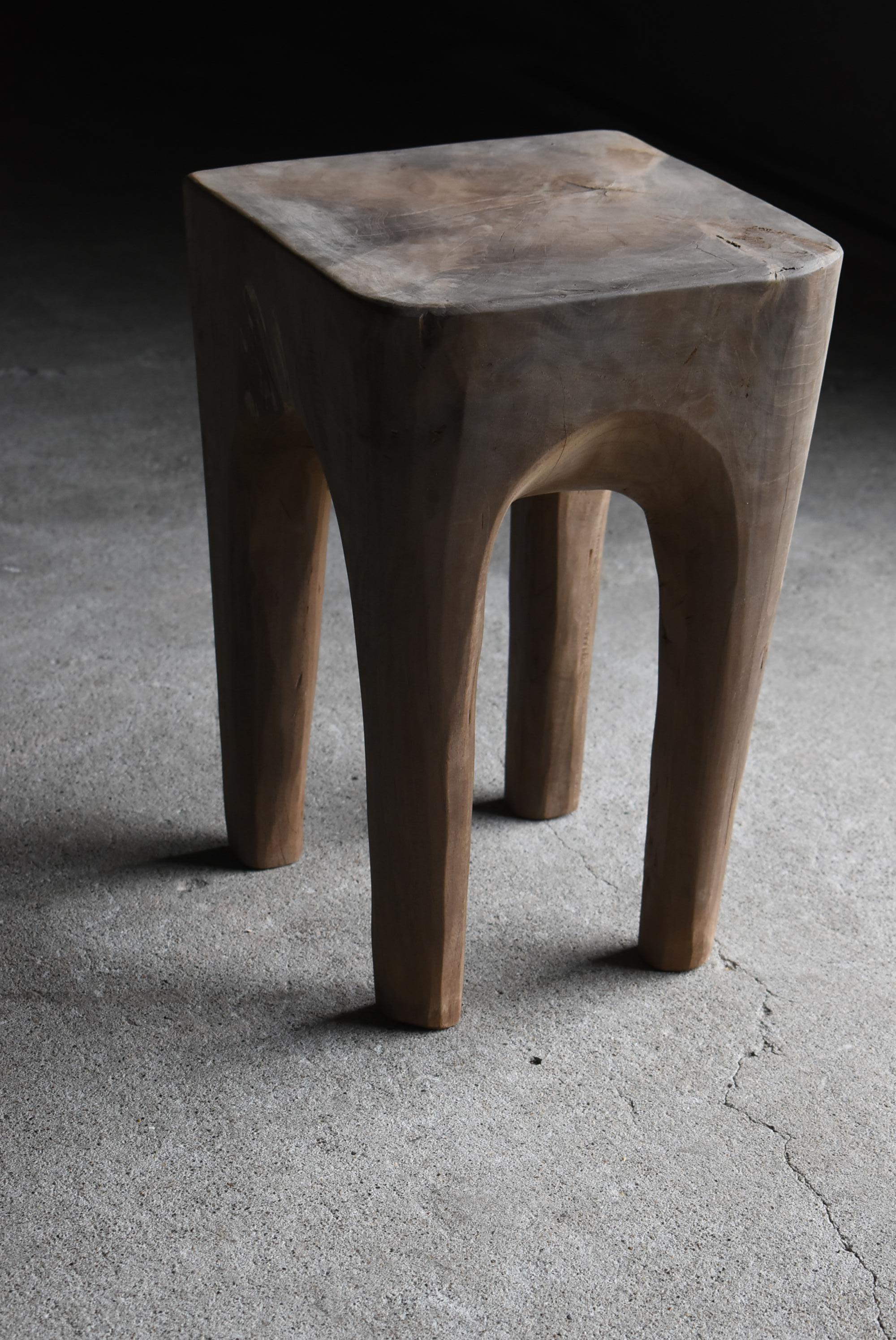 Japanese Antique Primitive Stool 1860s-1920s / Side Table Wabi Sabi In Good Condition In Sammu-shi, Chiba