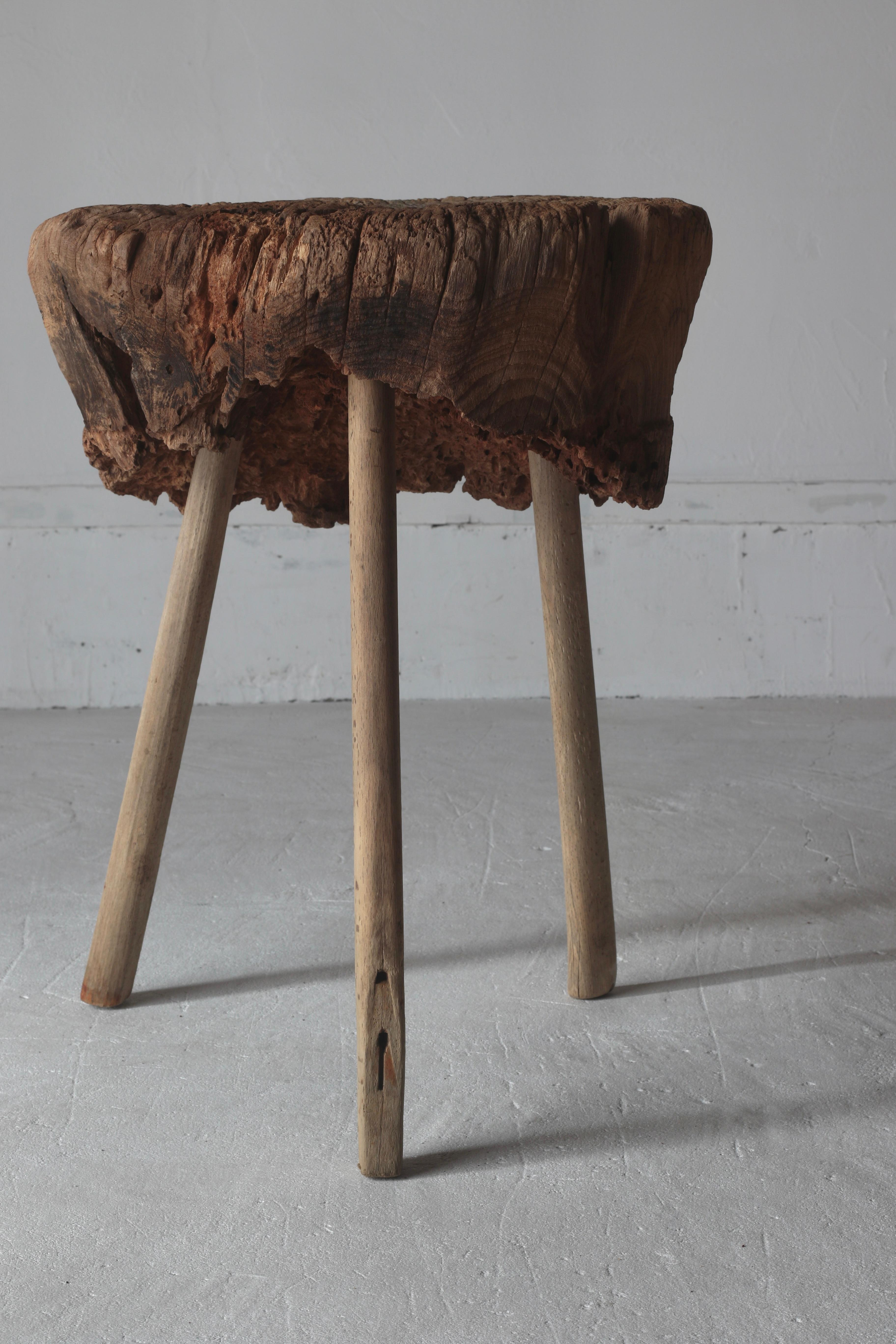 Japanischer primitiver Tisch / Couchtisch Display Stand / Wabi-Sabi im Angebot 1