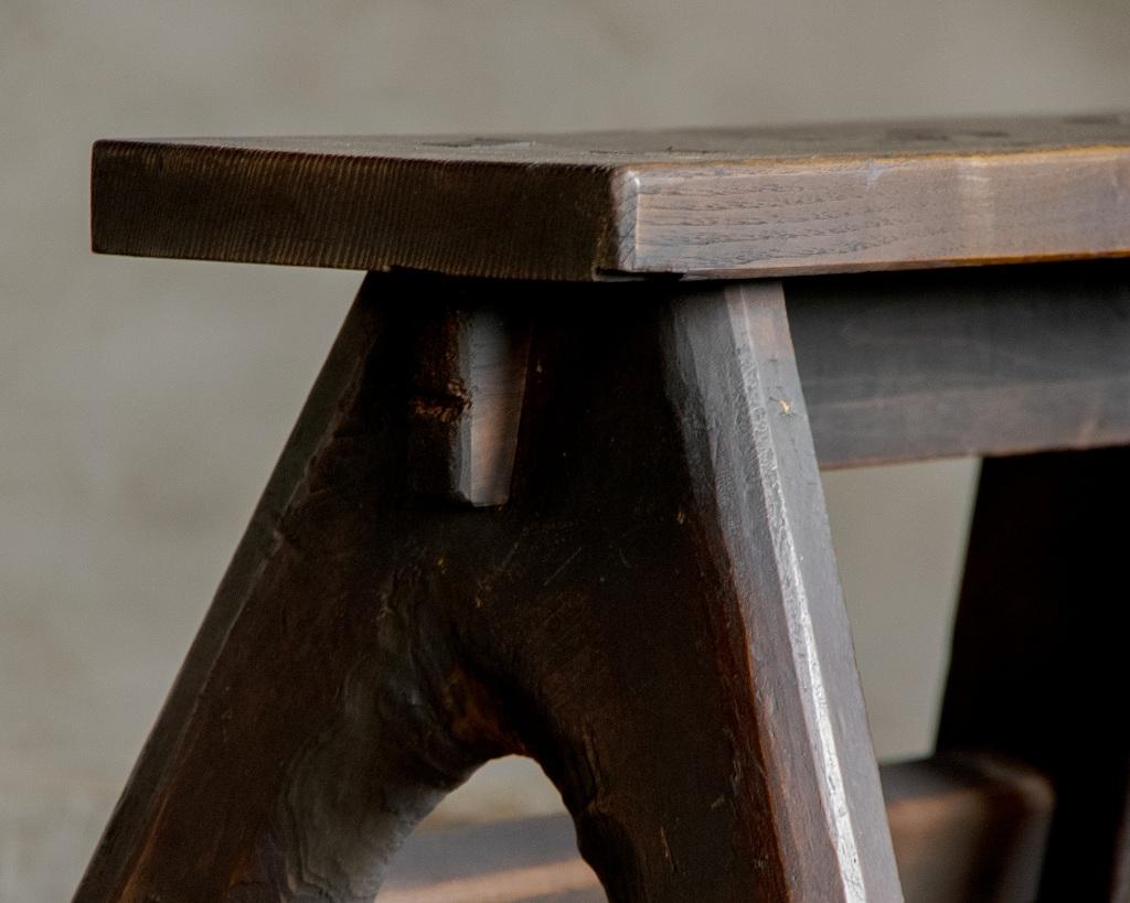Banc ou tabouret japonais antique en bois primitif, ère Meiji'1868-1912'Wabi Sabi en vente 8
