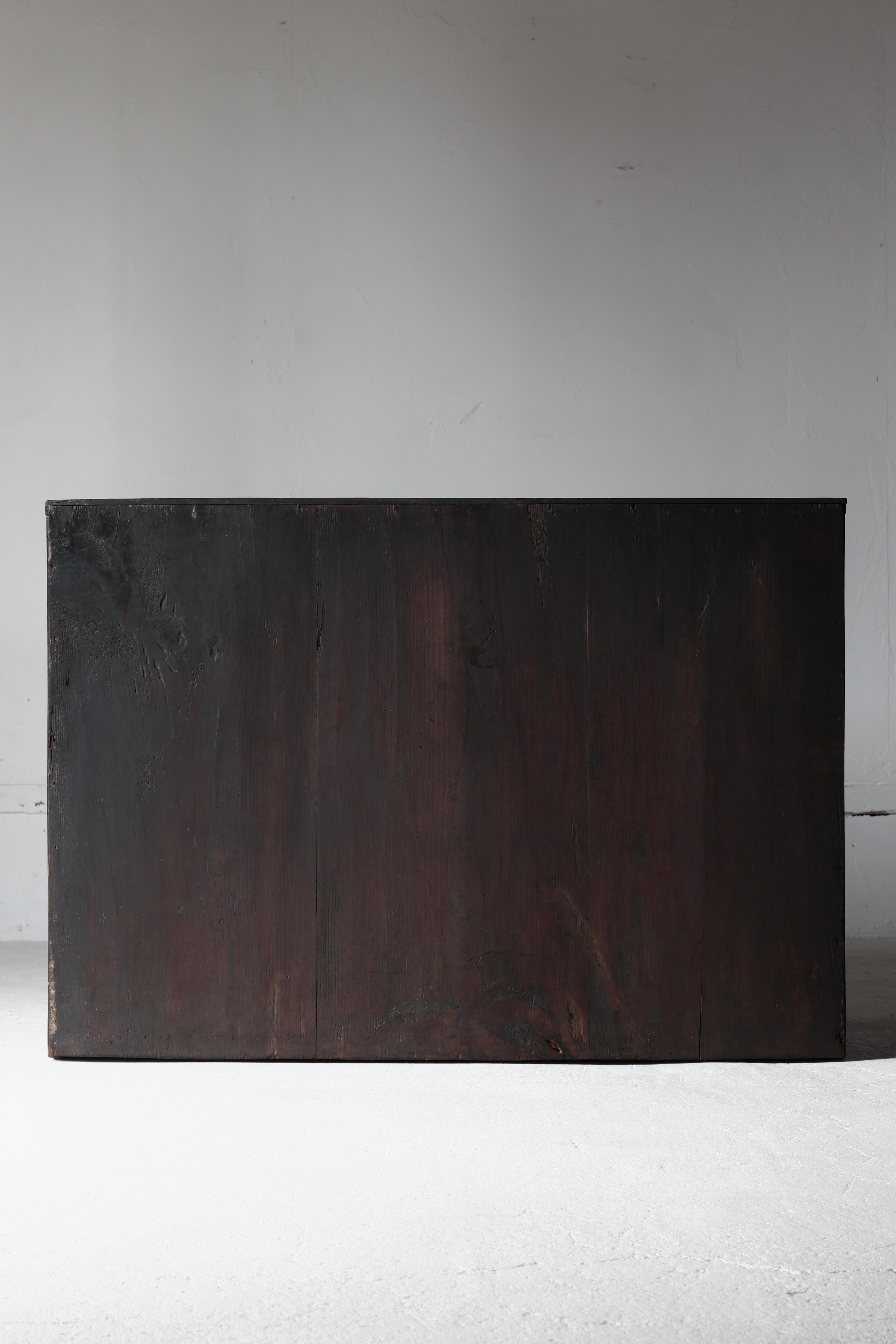 Japanese Antique Red and Black Tansu / Cabinet / 1868-1912s / Wabi-Sabi Mingei For Sale 5