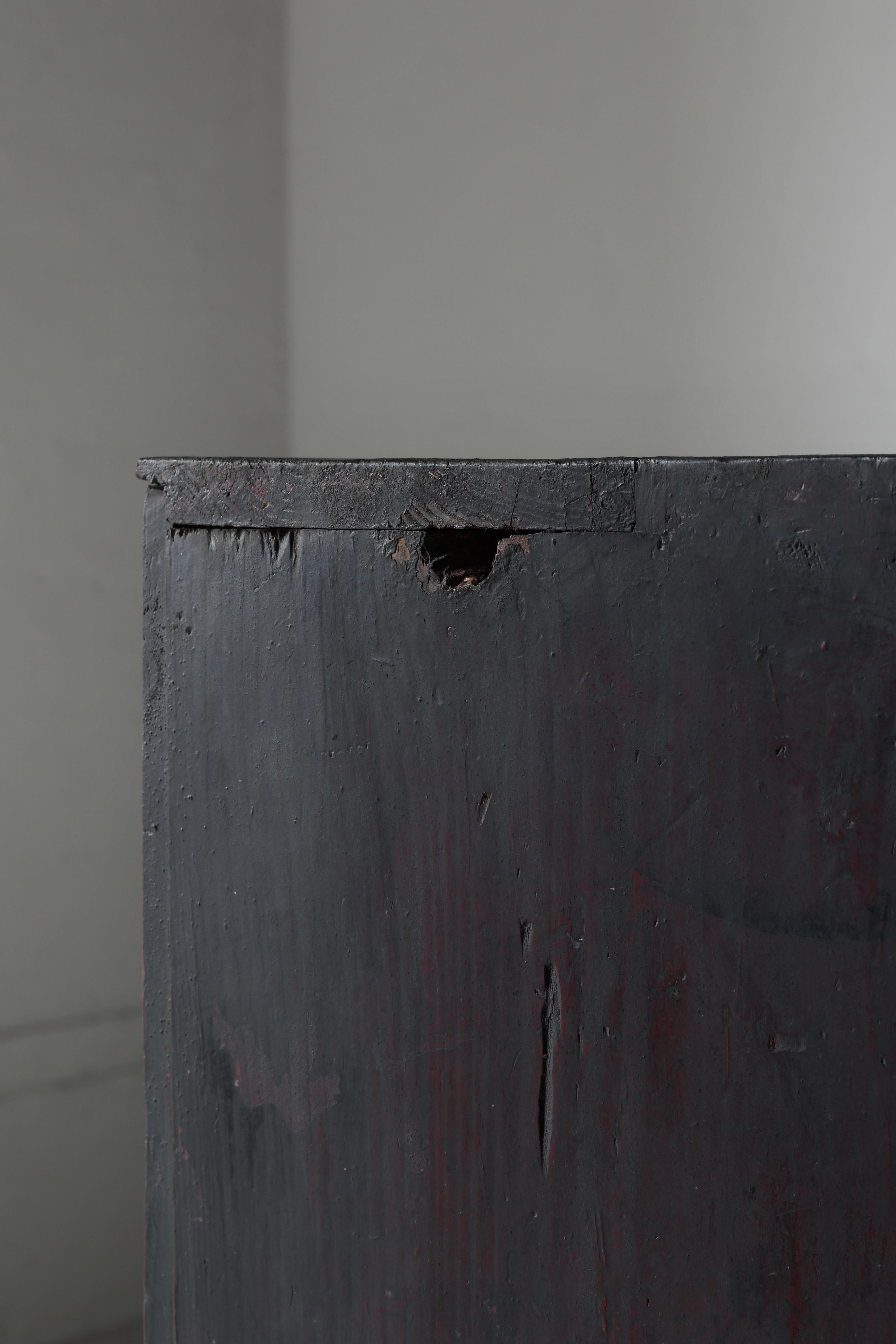 Japanese Antique Red and Black Tansu / Cabinet / 1868-1912s / Wabi-Sabi Mingei For Sale 7