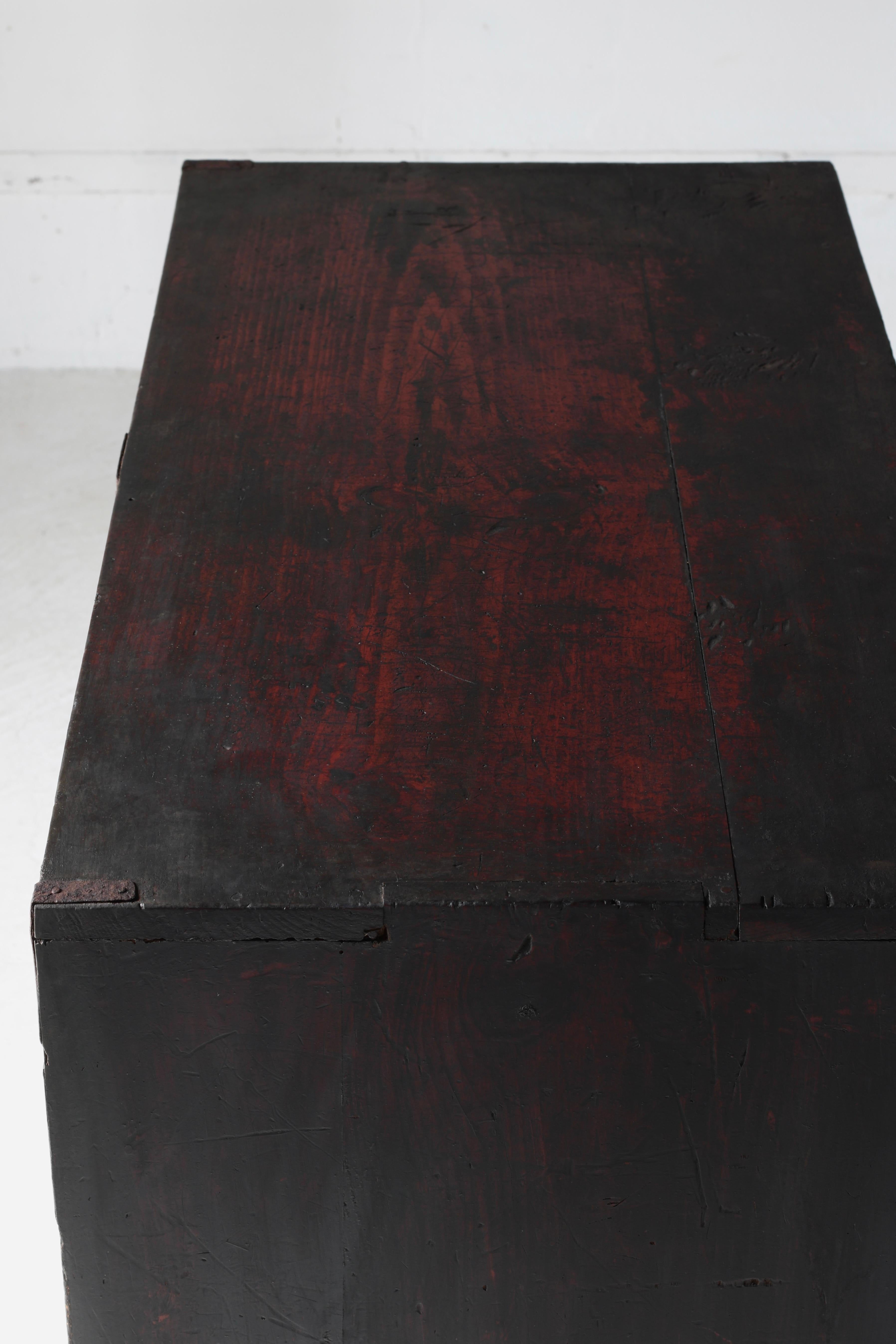 Japanese Antique Red and Black Tansu / Cabinet / 1868-1912s / Wabi-Sabi Mingei For Sale 2