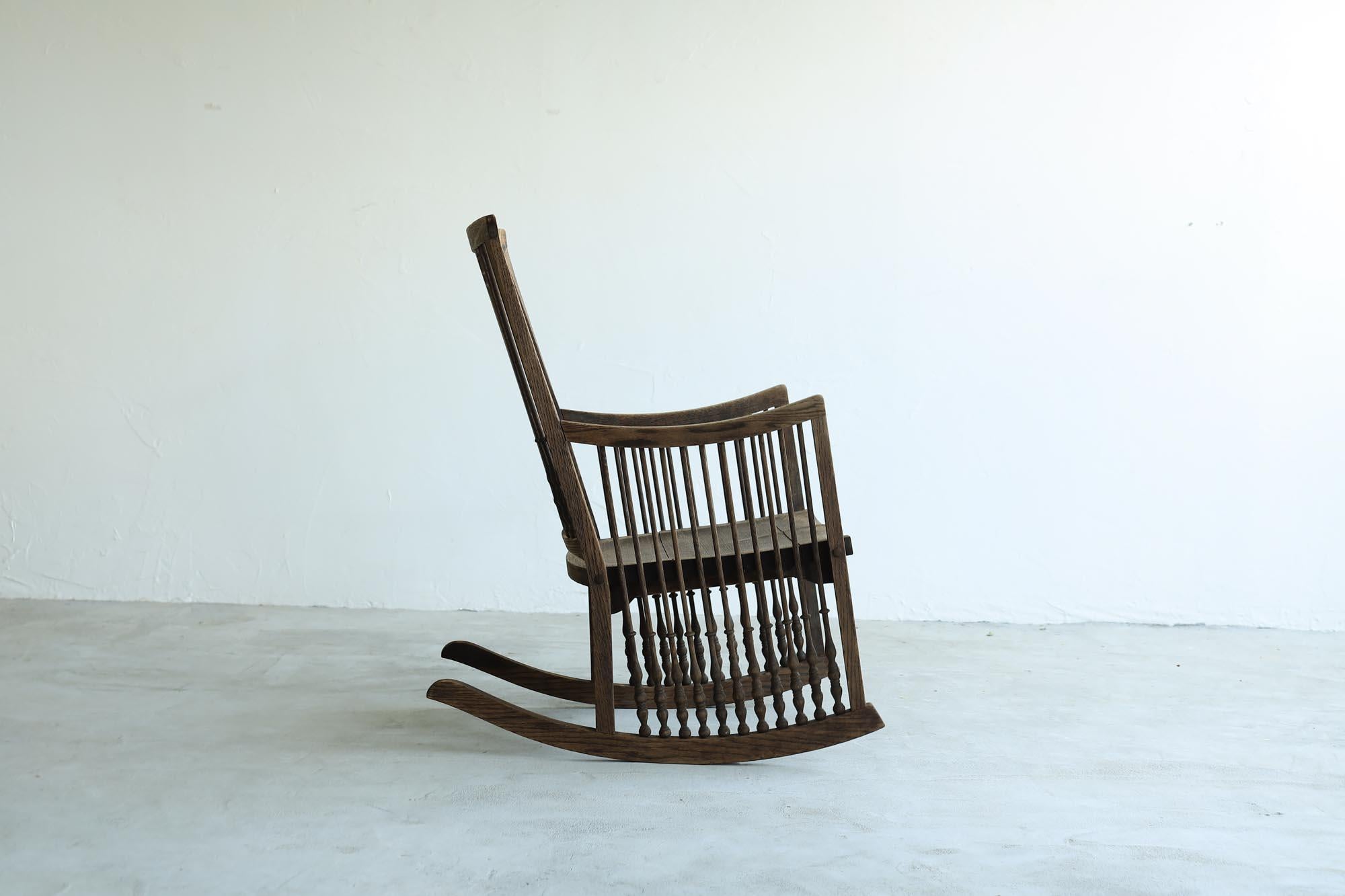 Japanese Antique Rocking Chair, Primitive Japanese Wooden Cahair, Wabi-Sabi In Good Condition In Katori-Shi, 12