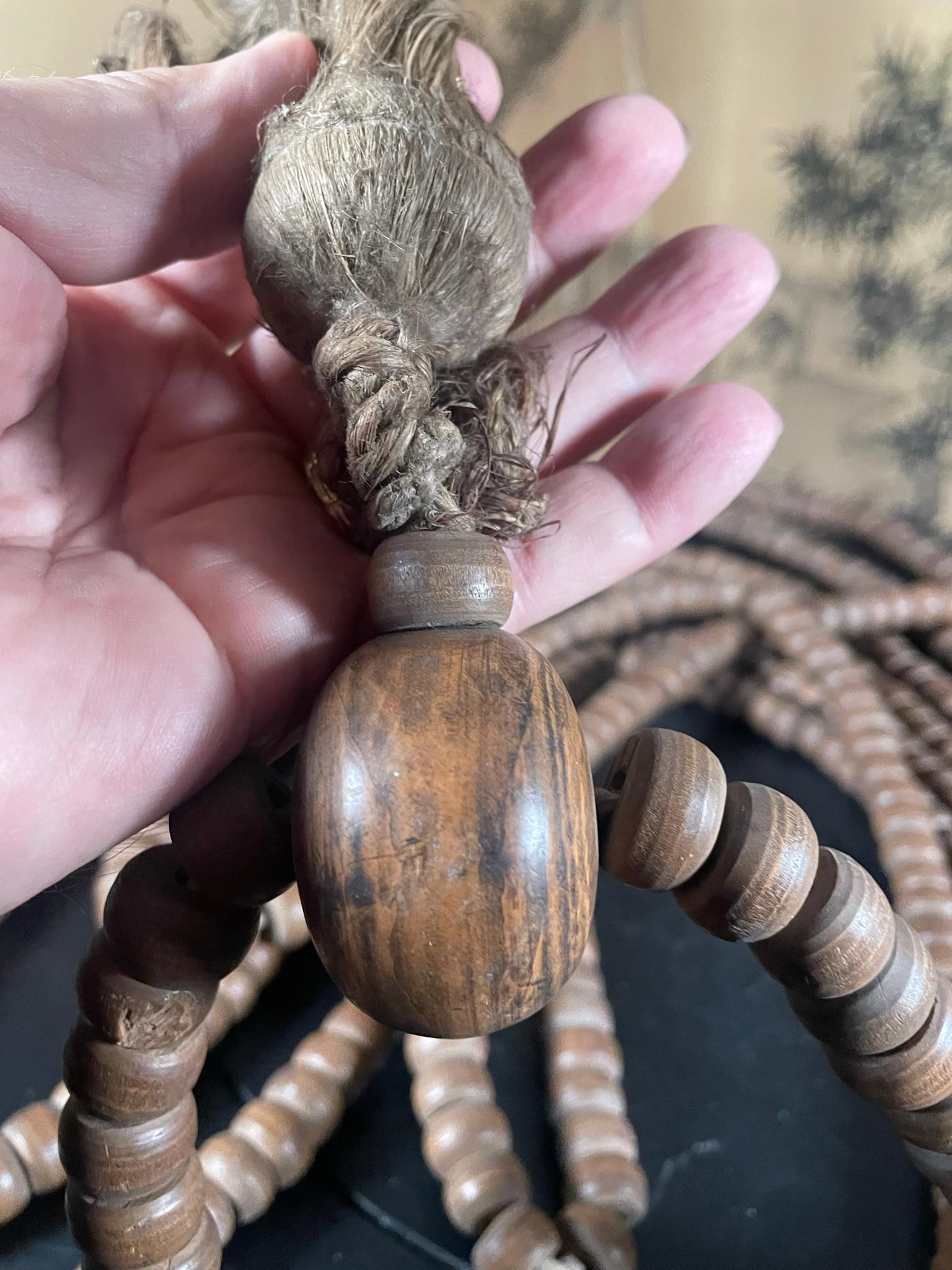 Japanese Antique Zen Rosewood Mala Prayer Bead String 800 Beads With Alms Bowl In Good Condition For Sale In South Burlington, VT
