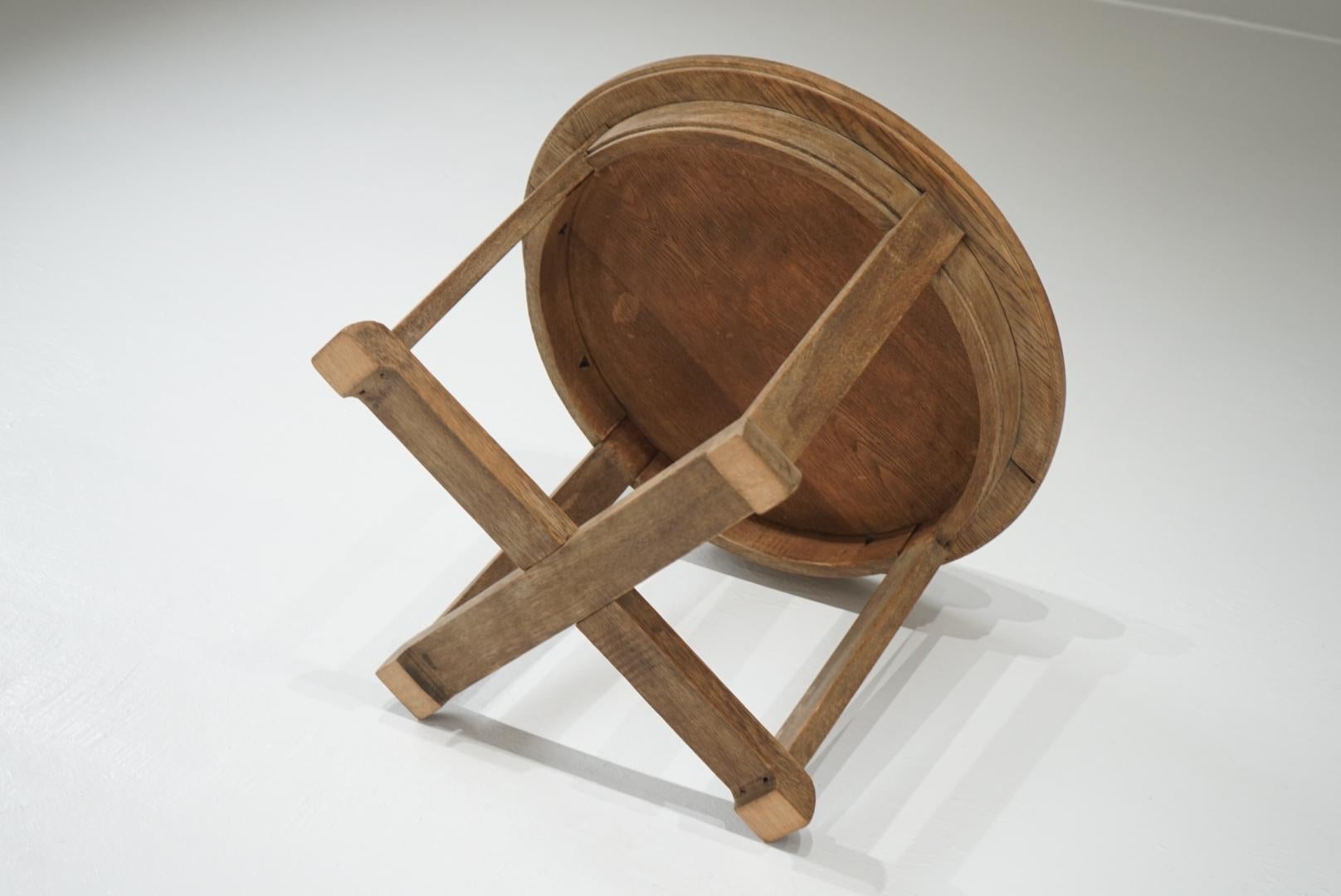 Japanese Antique Round Table Coffee table Oak solid wood Japandi For Sale 2
