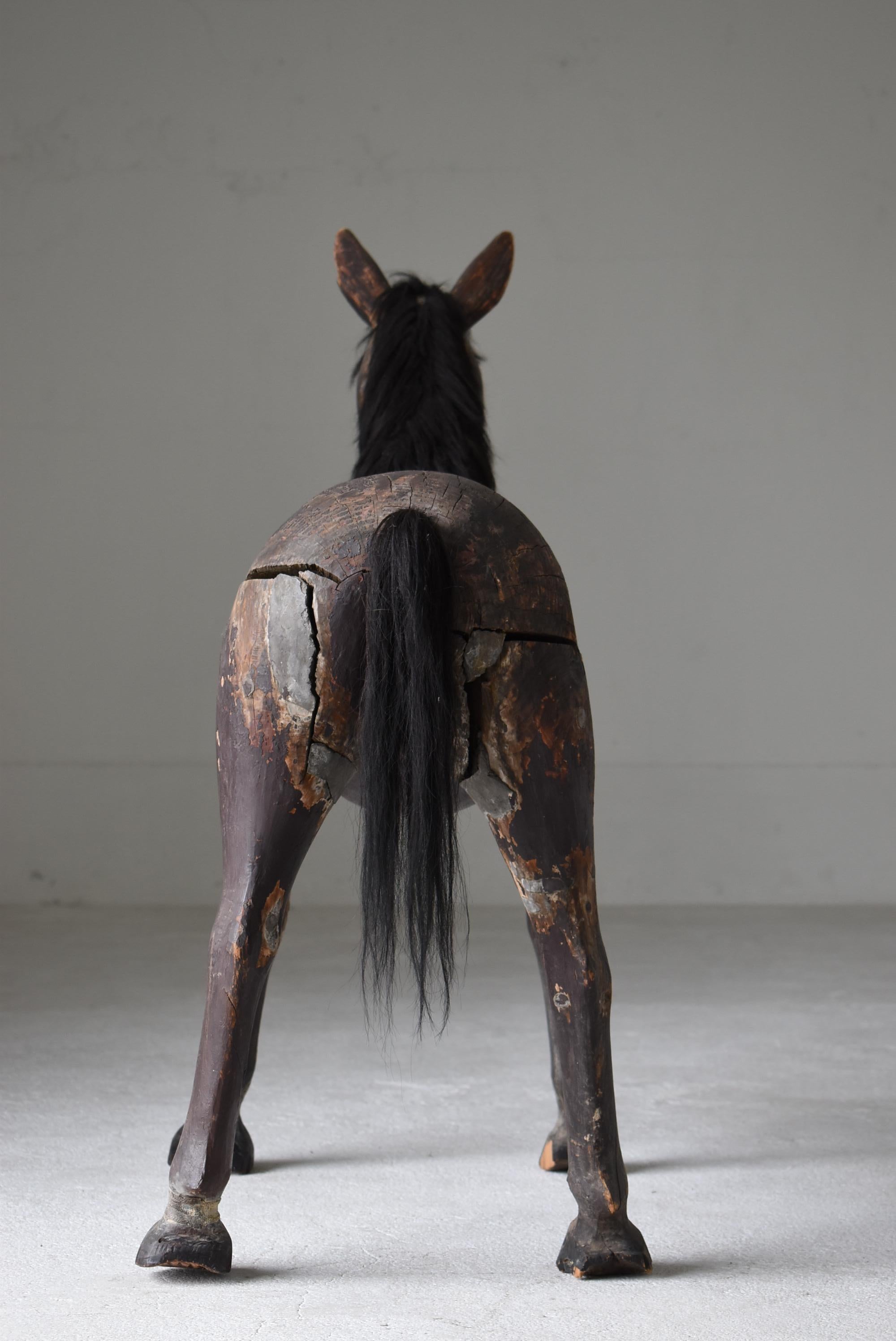 Antico cavallo sacro giapponese in legno 