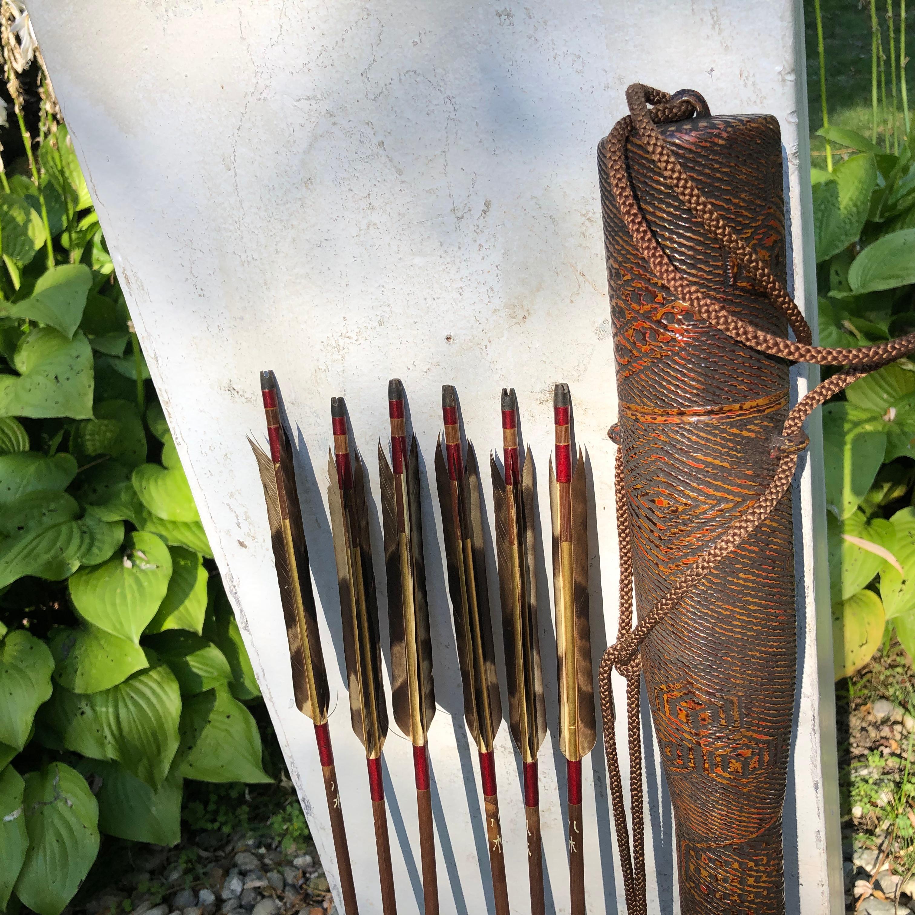 20th Century Japanese Antique Samurai Lacquered Quiver and Six Arrows, Signed, Rare Find