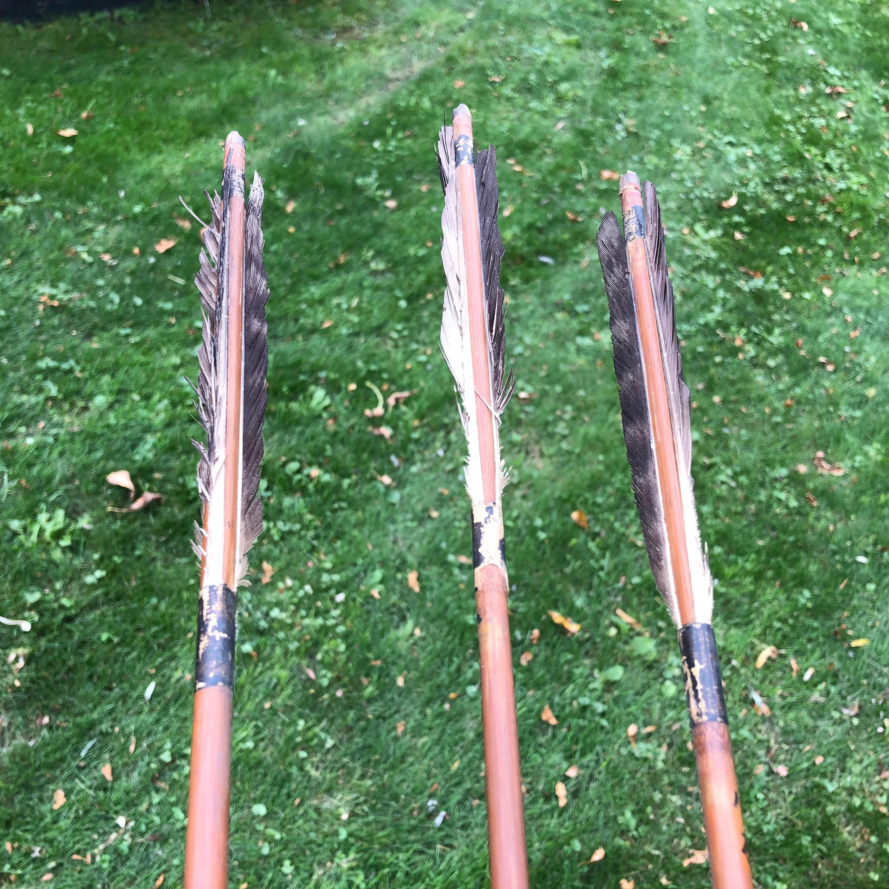 Japanese Antique Samurai Three Carved Bamboo and Iron Arrows, Hard to Find In Good Condition In South Burlington, VT