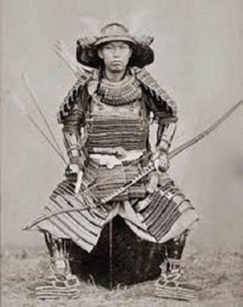 Japanese Antique Samurai Three Carved Bamboo and Iron Arrows, Hard to Find 3